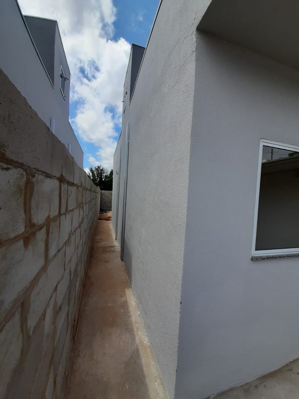 Casa à venda com 2 quartos, 59m² - Foto 8