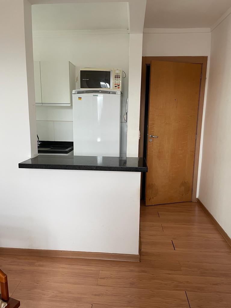 Apartamento à venda com 2 quartos, 40m² - Foto 2