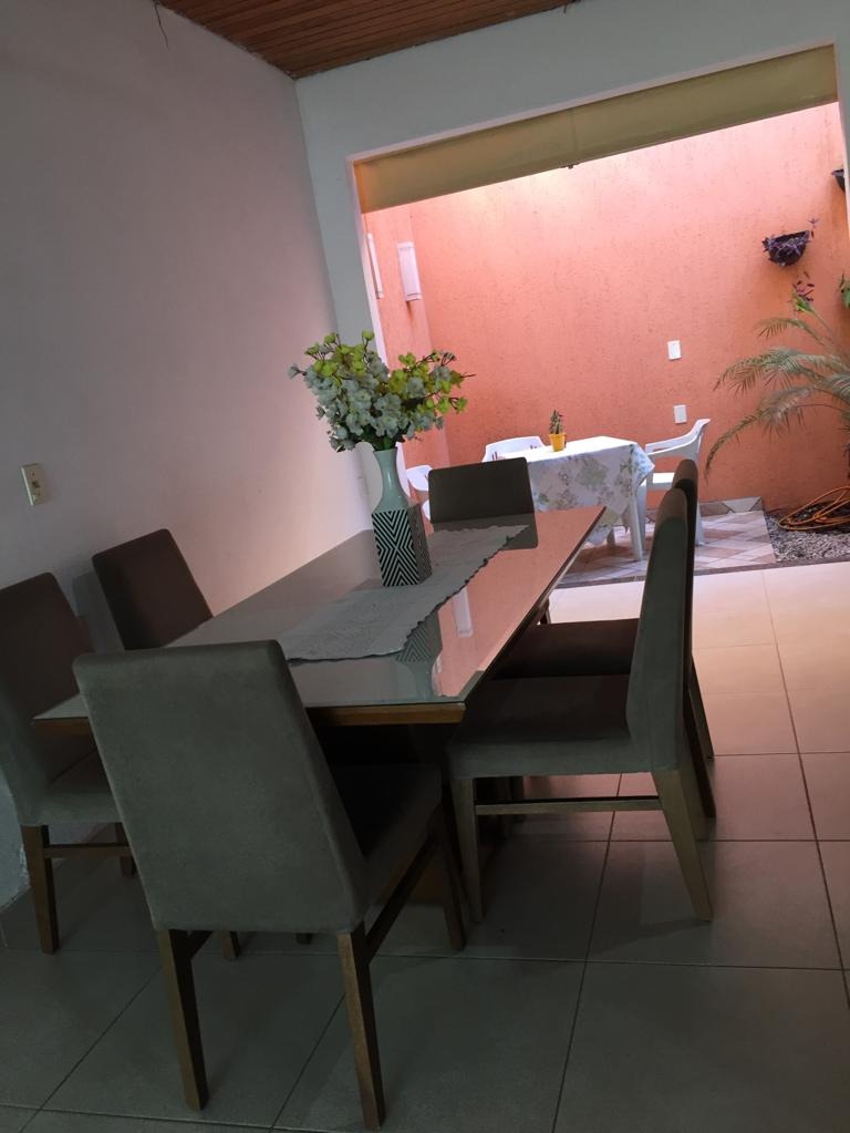 Casa à venda com 3 quartos, 180m² - Foto 2