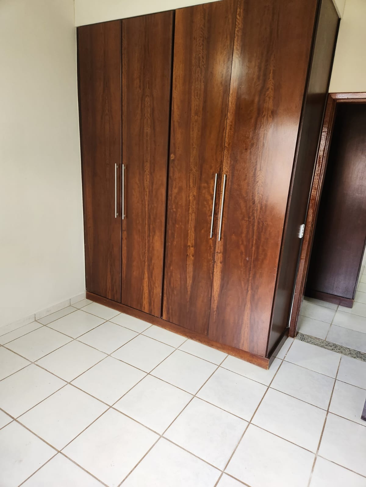 Casa à venda com 4 quartos, 309m² - Foto 11