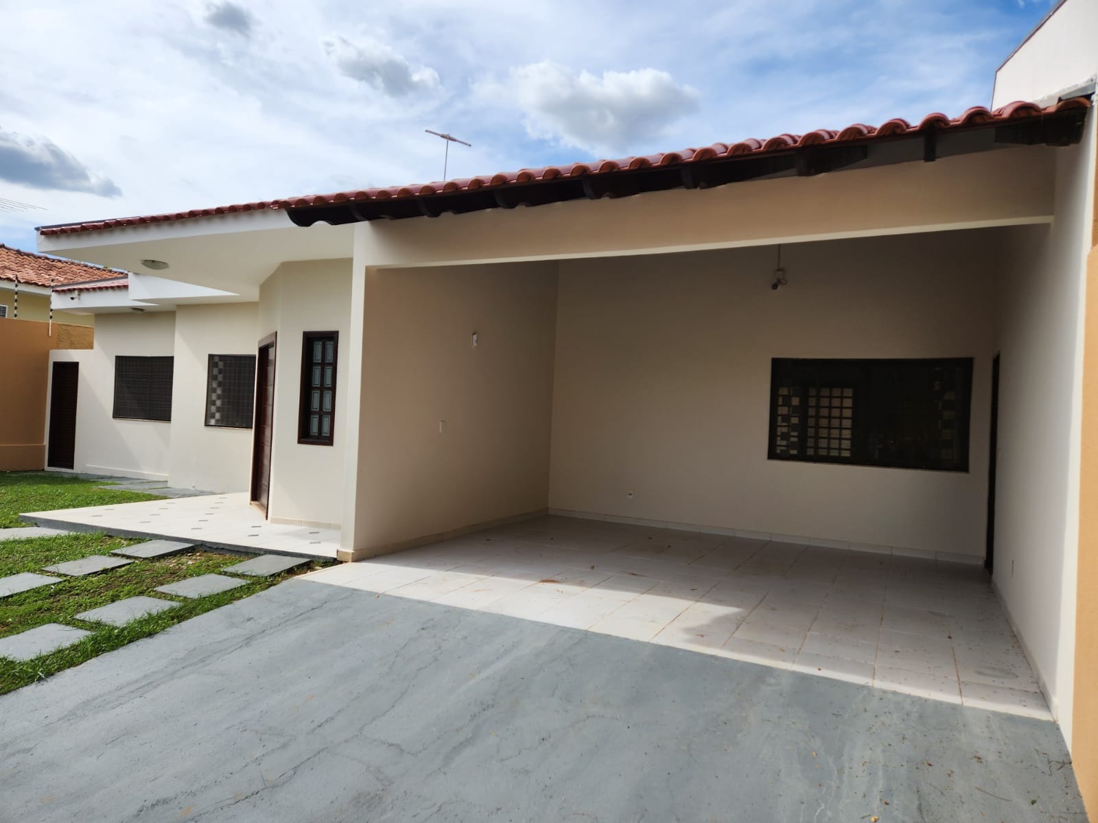 Casa à venda com 4 quartos, 309m² - Foto 5