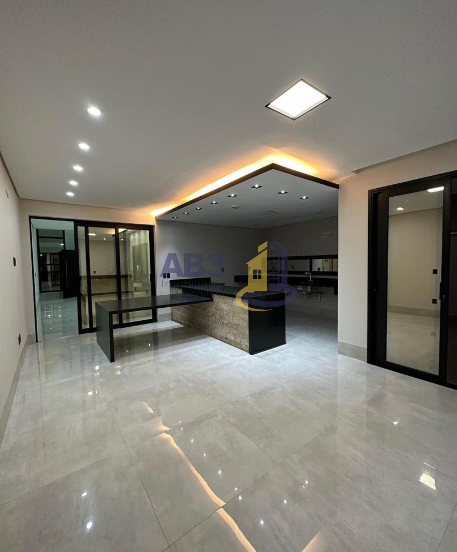 Sobrado à venda com 4 quartos, 275m² - Foto 28