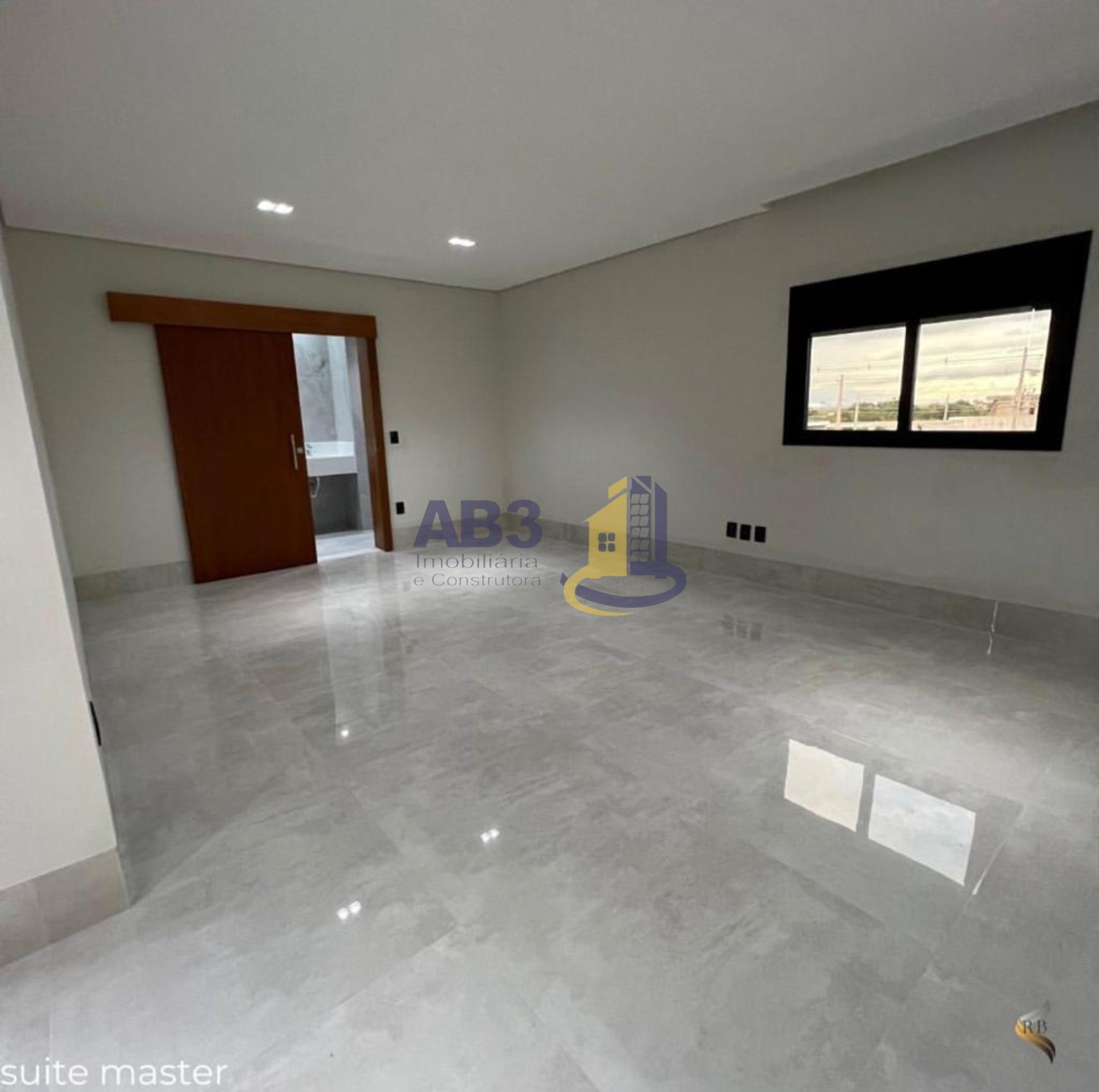 Sobrado à venda com 4 quartos, 275m² - Foto 26