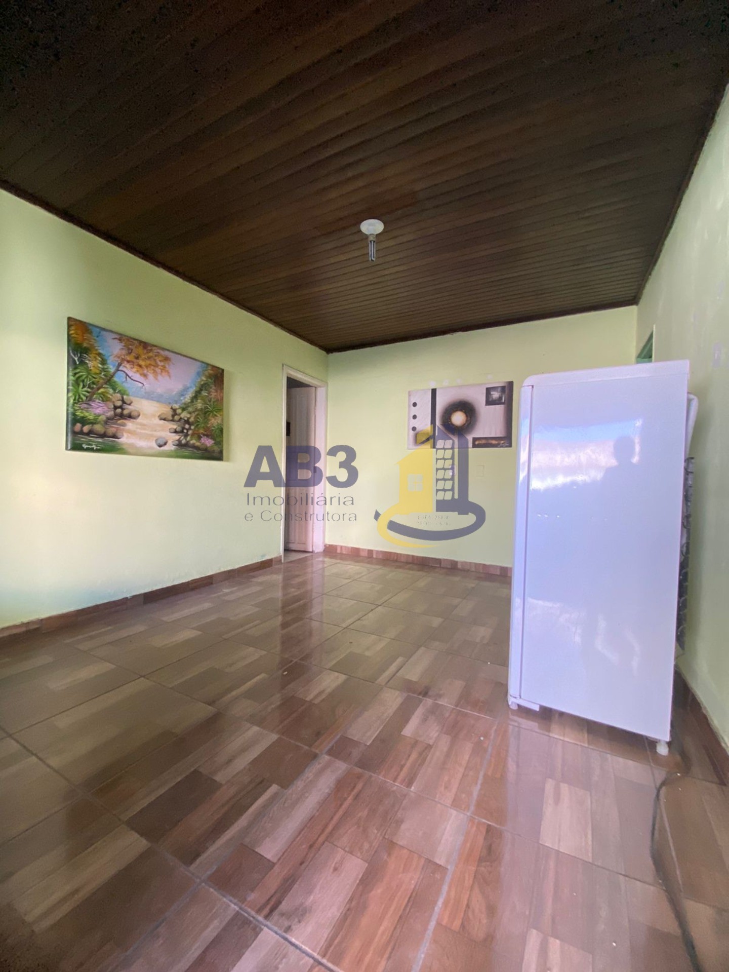 Casa à venda com 6 quartos, 219m² - Foto 9