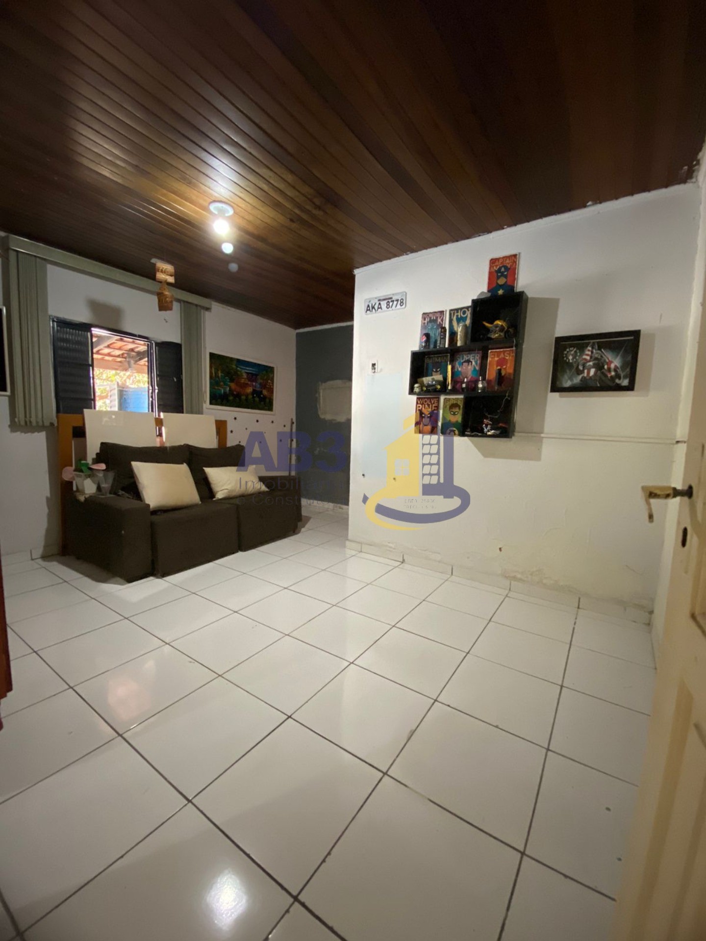 Casa à venda com 6 quartos, 219m² - Foto 10