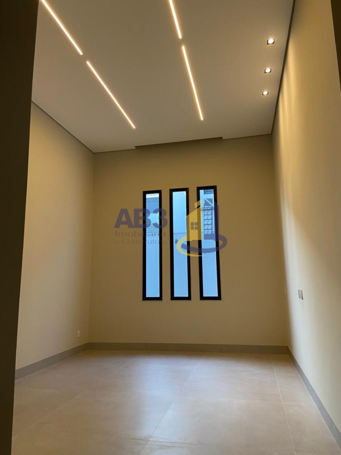 Casa à venda com 3 quartos, 248m² - Foto 10