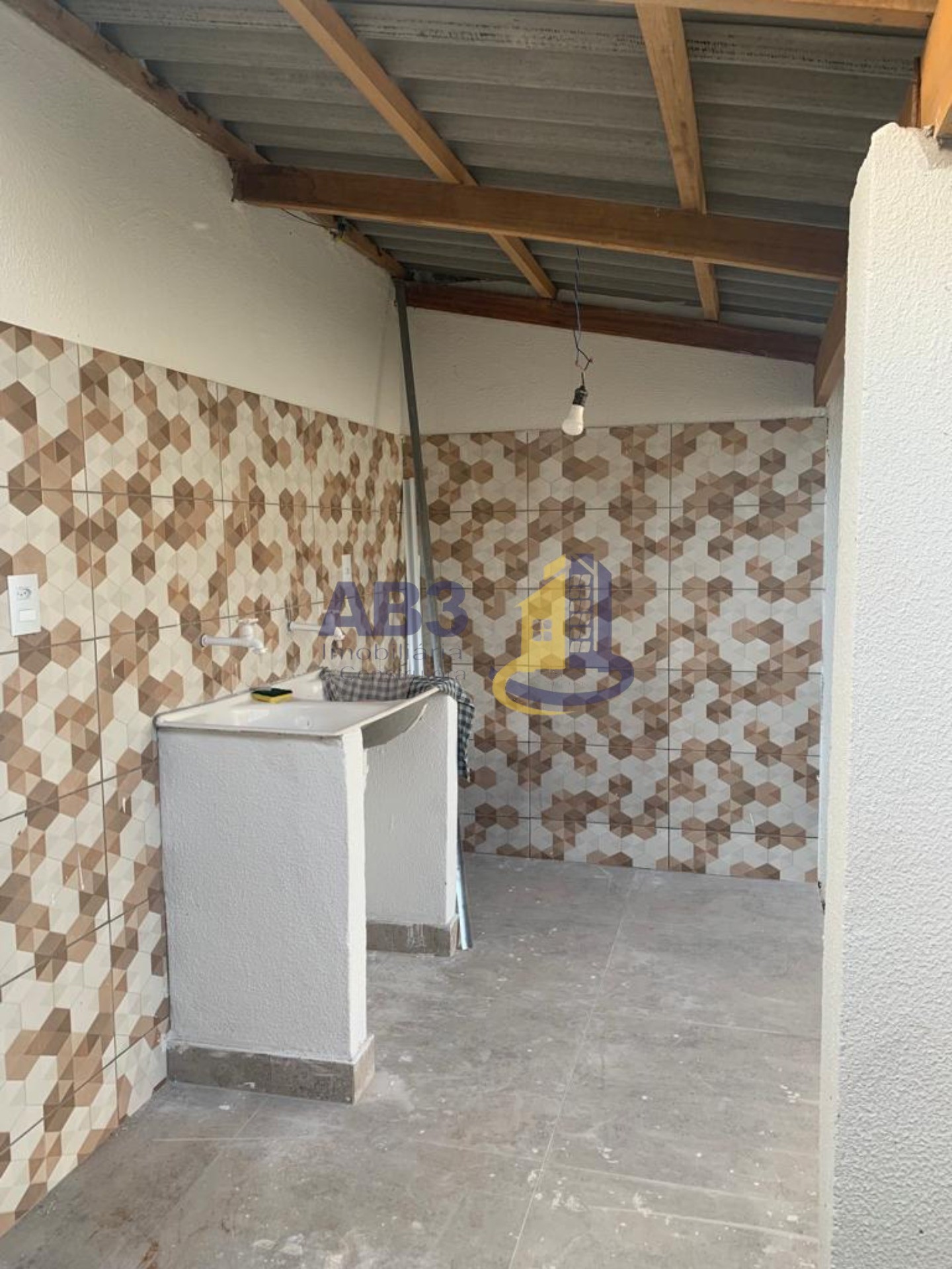 Casa à venda com 3 quartos, 61m² - Foto 10