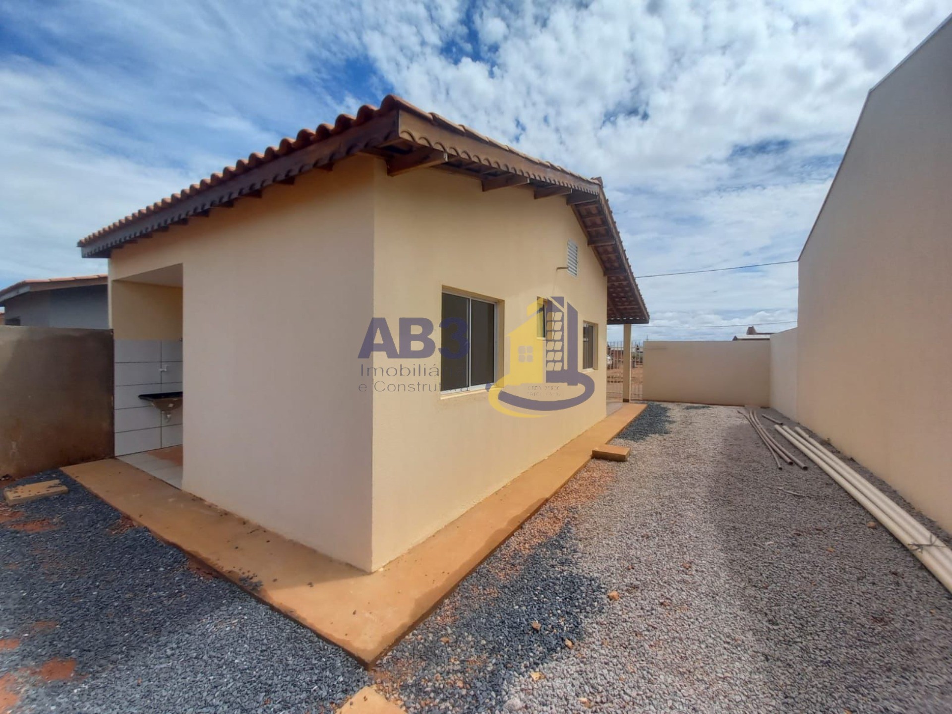 Casa à venda com 2 quartos, 44m² - Foto 13