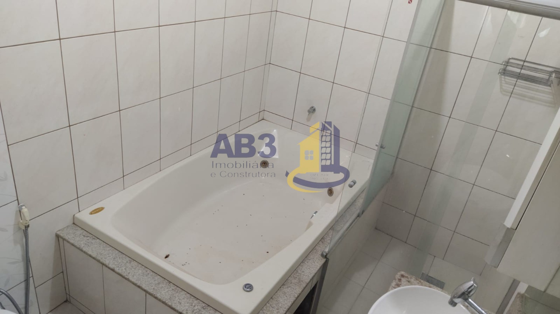 Prédio Inteiro para alugar com 4 quartos, 264m² - Foto 3