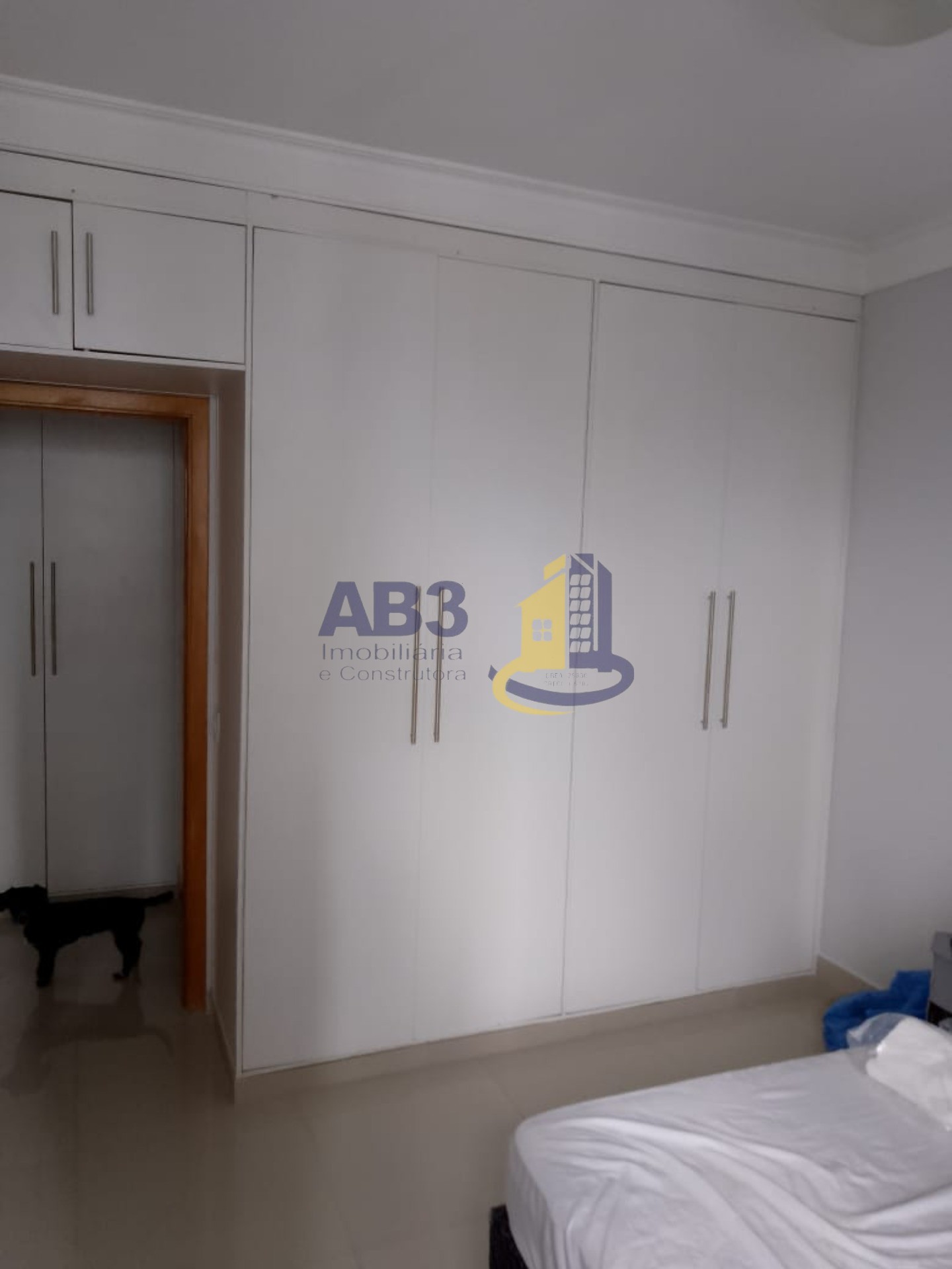 Apartamento à venda com 4 quartos, 150m² - Foto 8