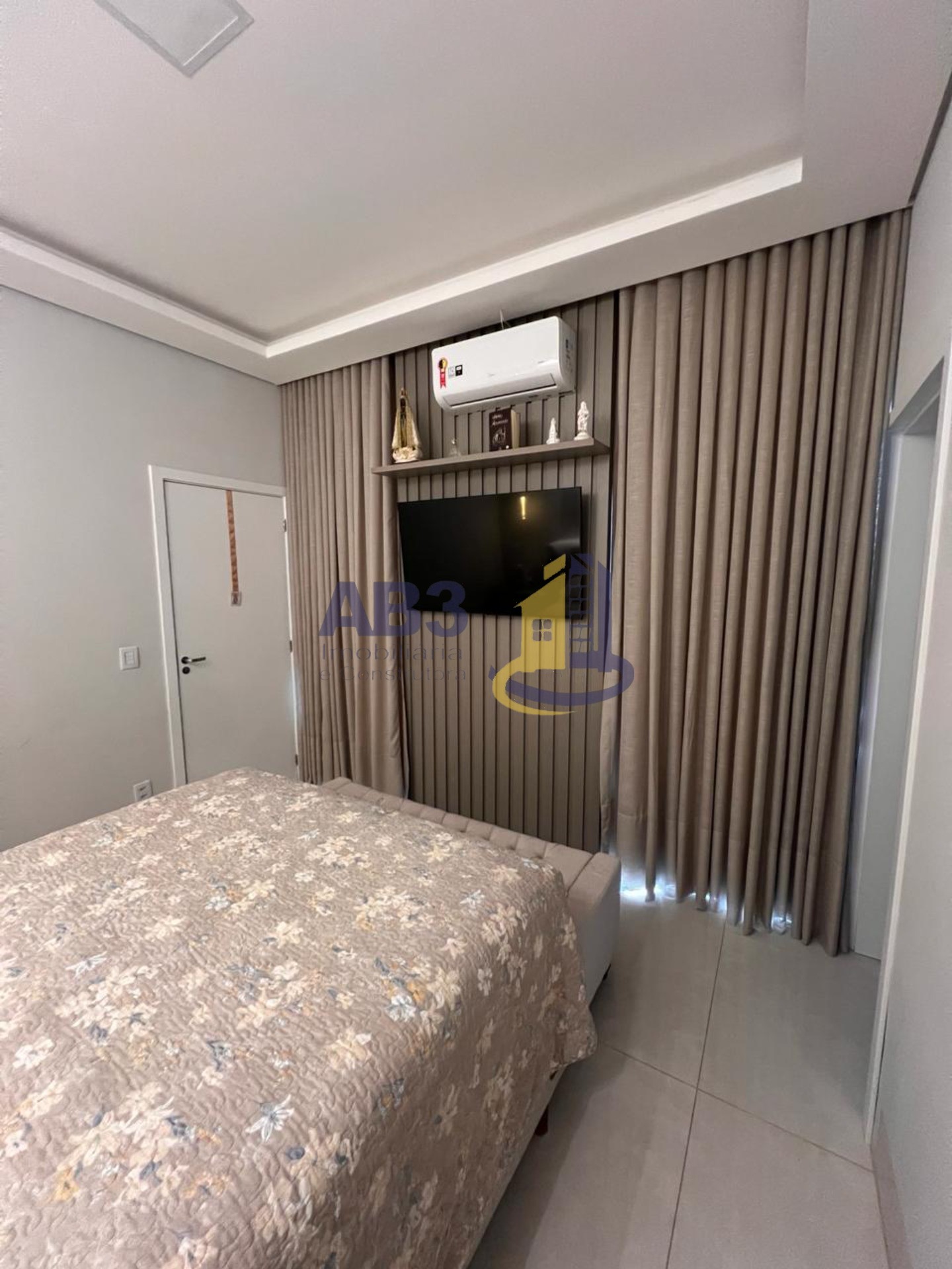 Sobrado à venda com 4 quartos, 232m² - Foto 12