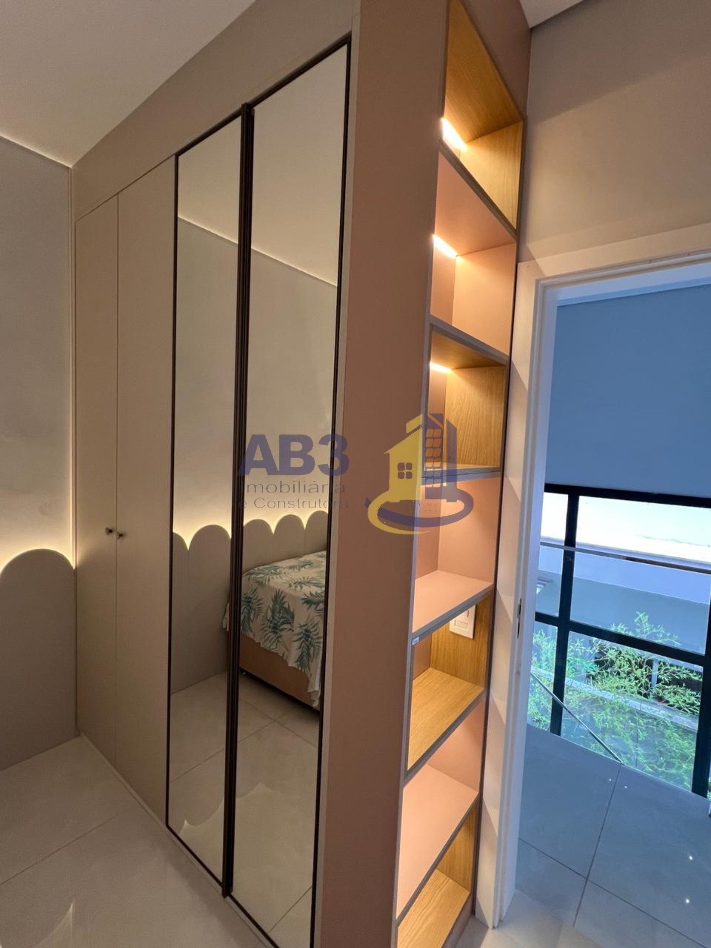 Sobrado à venda com 4 quartos, 232m² - Foto 8