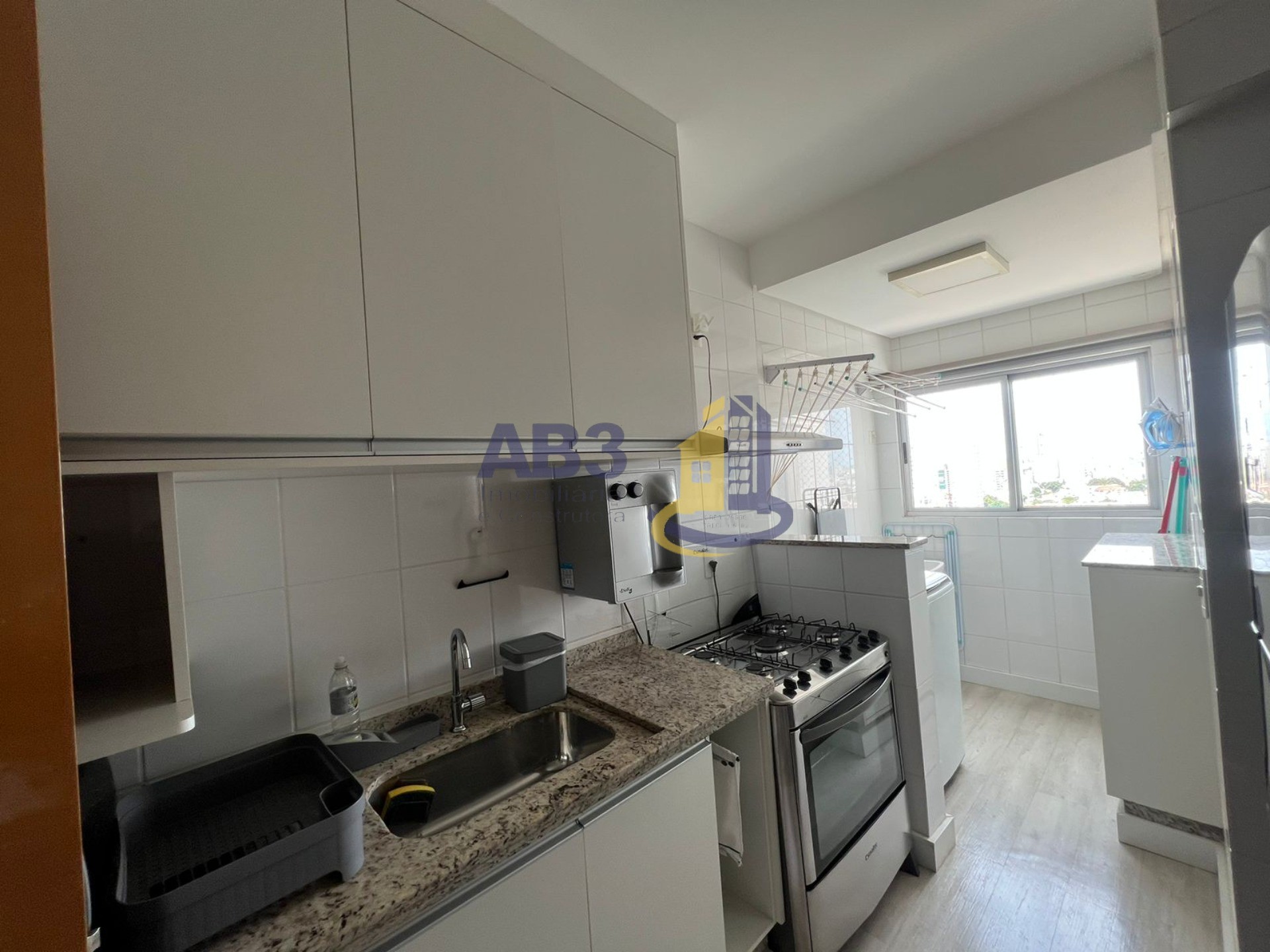 Apartamento à venda com 3 quartos, 76m² - Foto 5