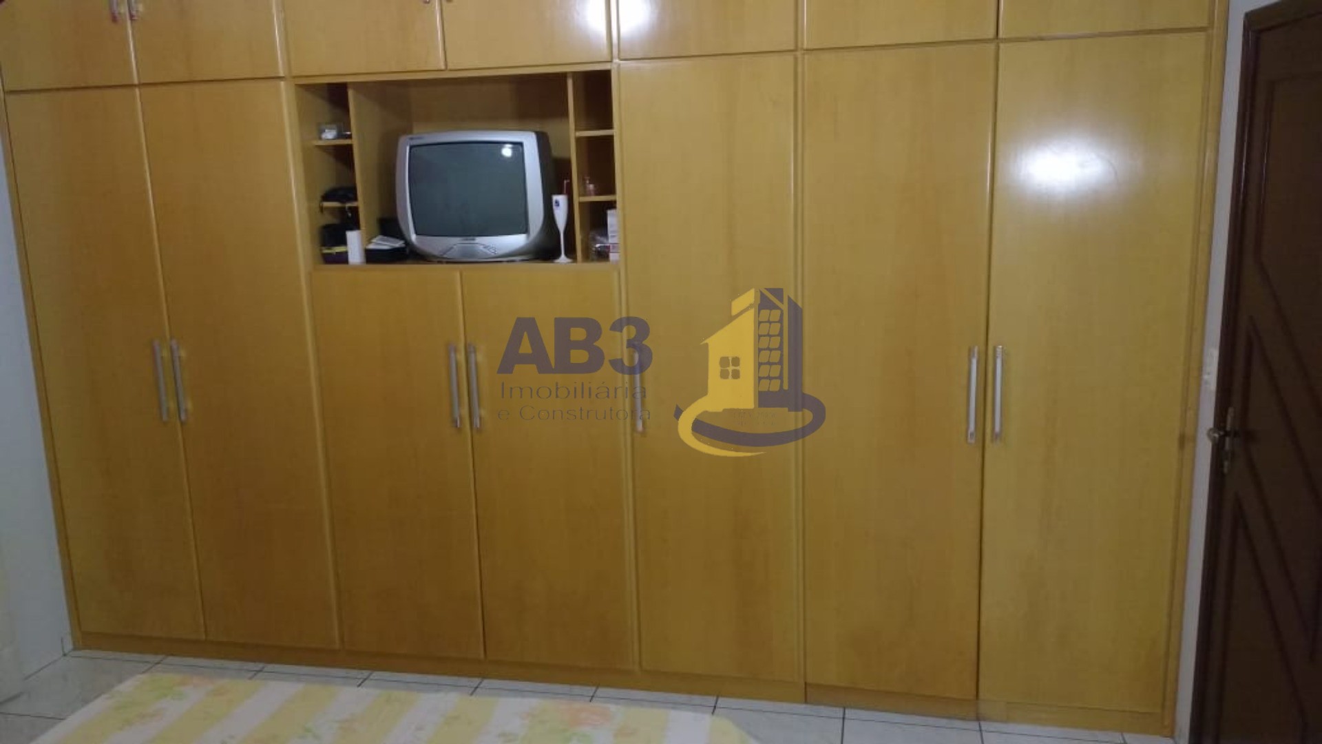 Casa à venda com 3 quartos, 200m² - Foto 12