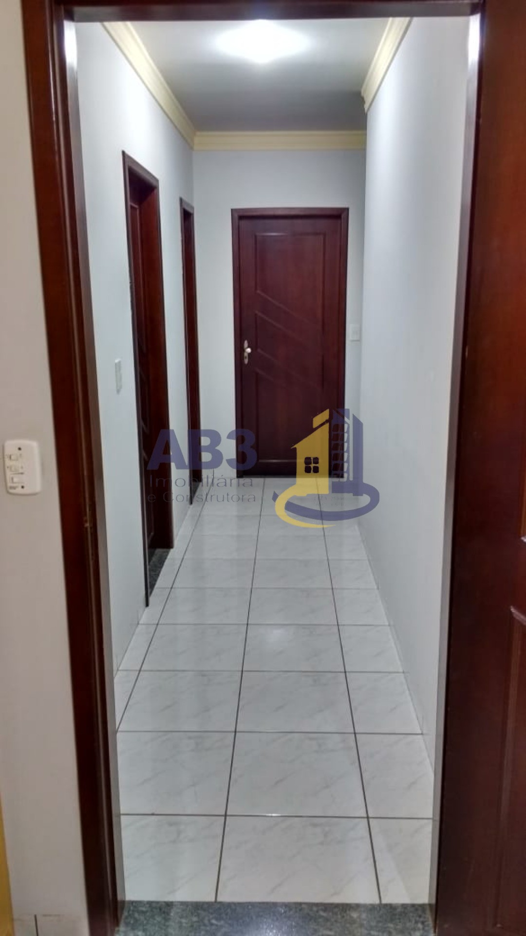 Casa à venda com 3 quartos, 200m² - Foto 5