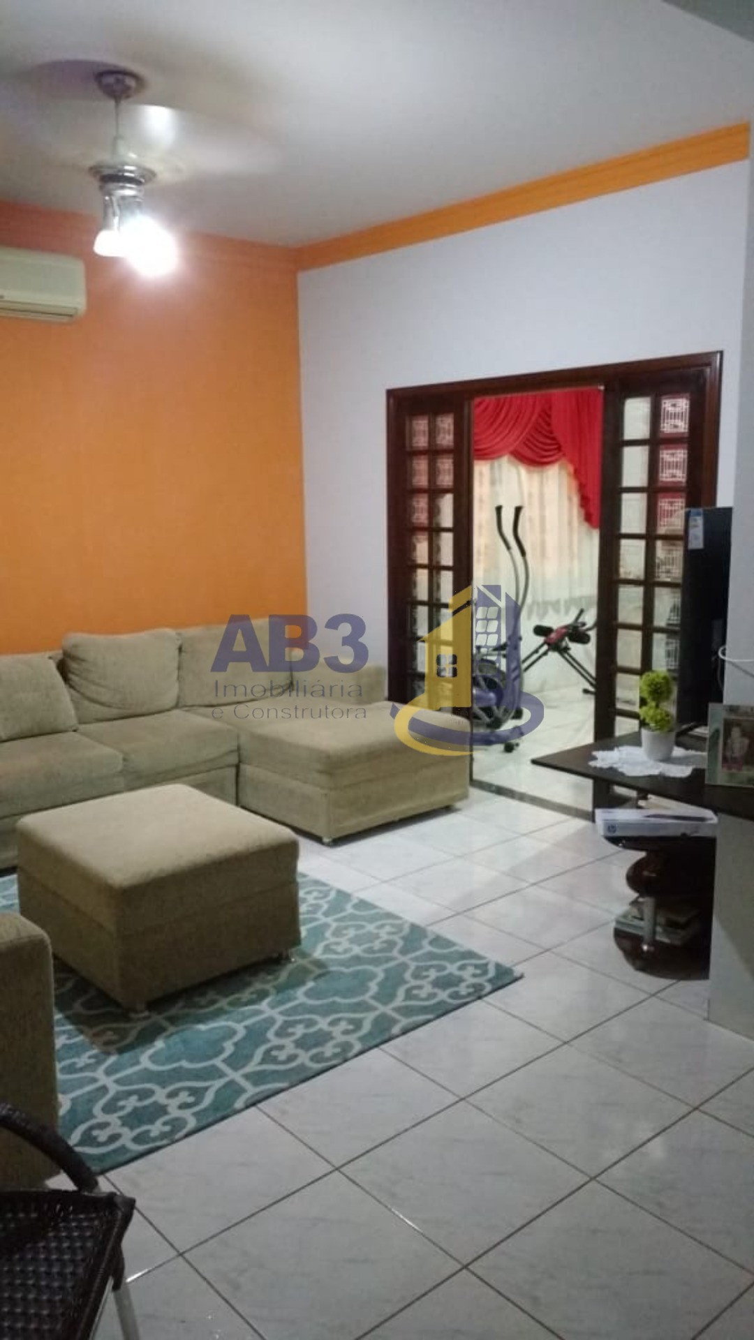 Casa à venda com 3 quartos, 200m² - Foto 15