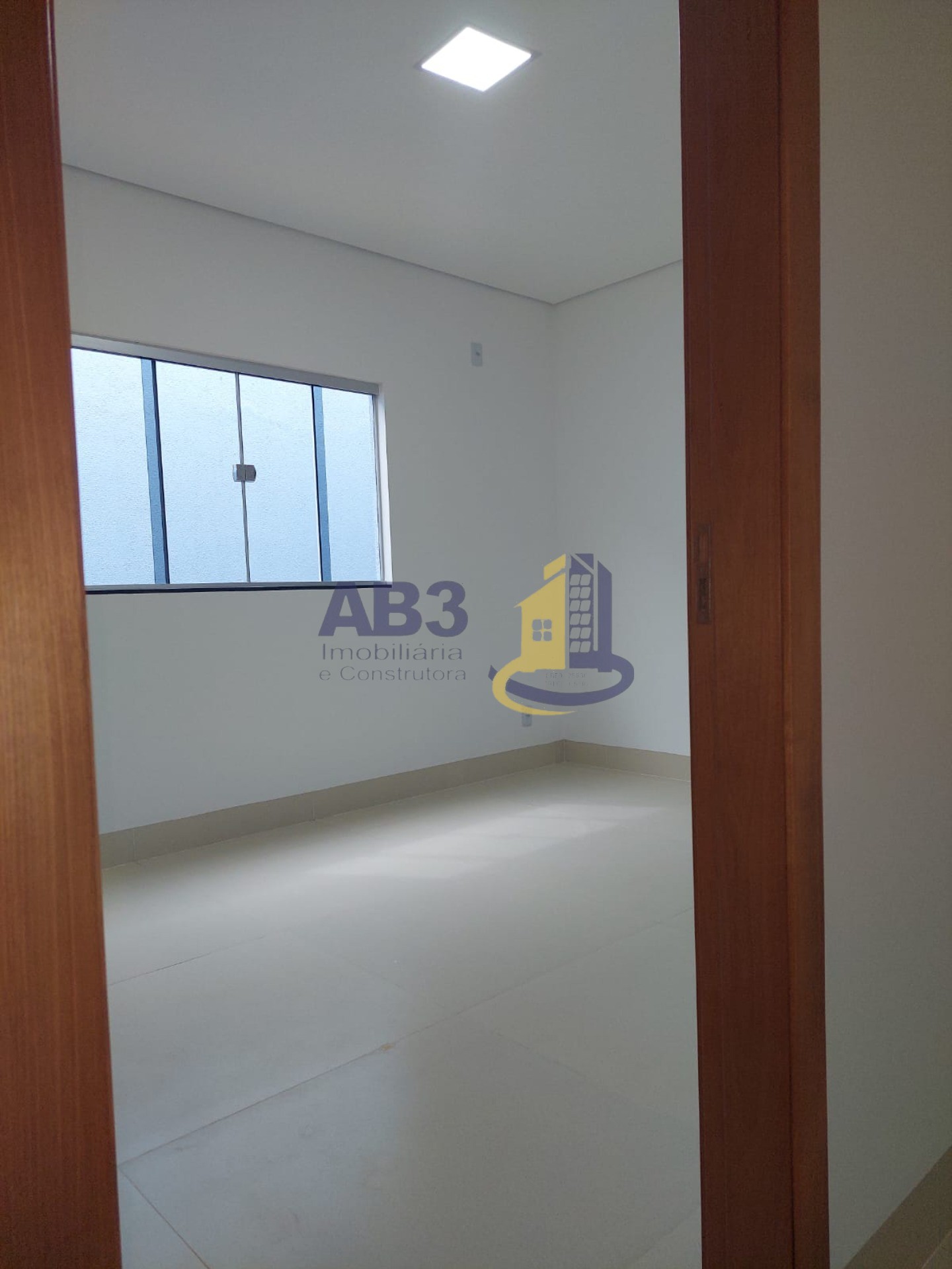 Casa à venda com 3 quartos, 180m² - Foto 5