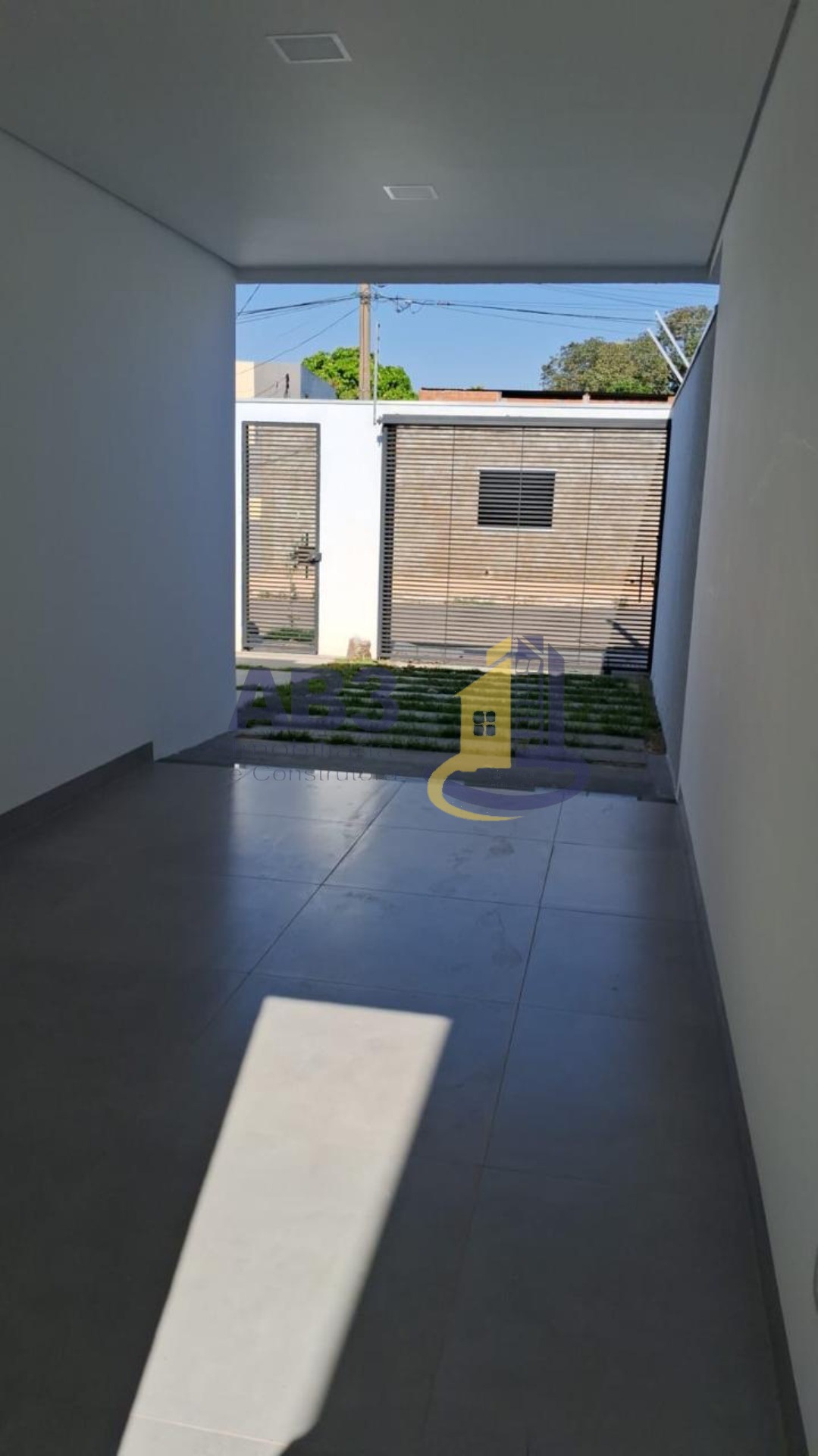 Casa à venda com 3 quartos, 97m² - Foto 3