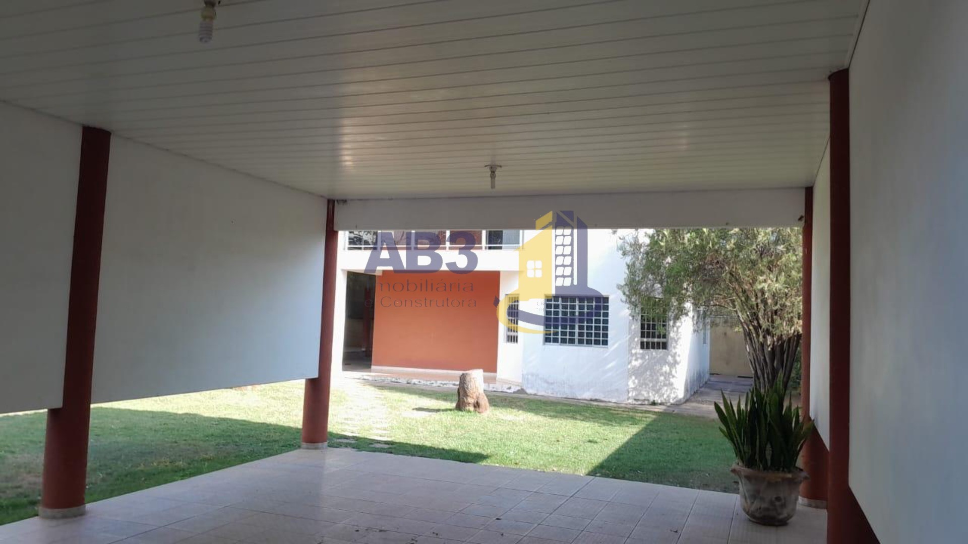 Sobrado à venda e aluguel com 3 quartos, 200m² - Foto 5