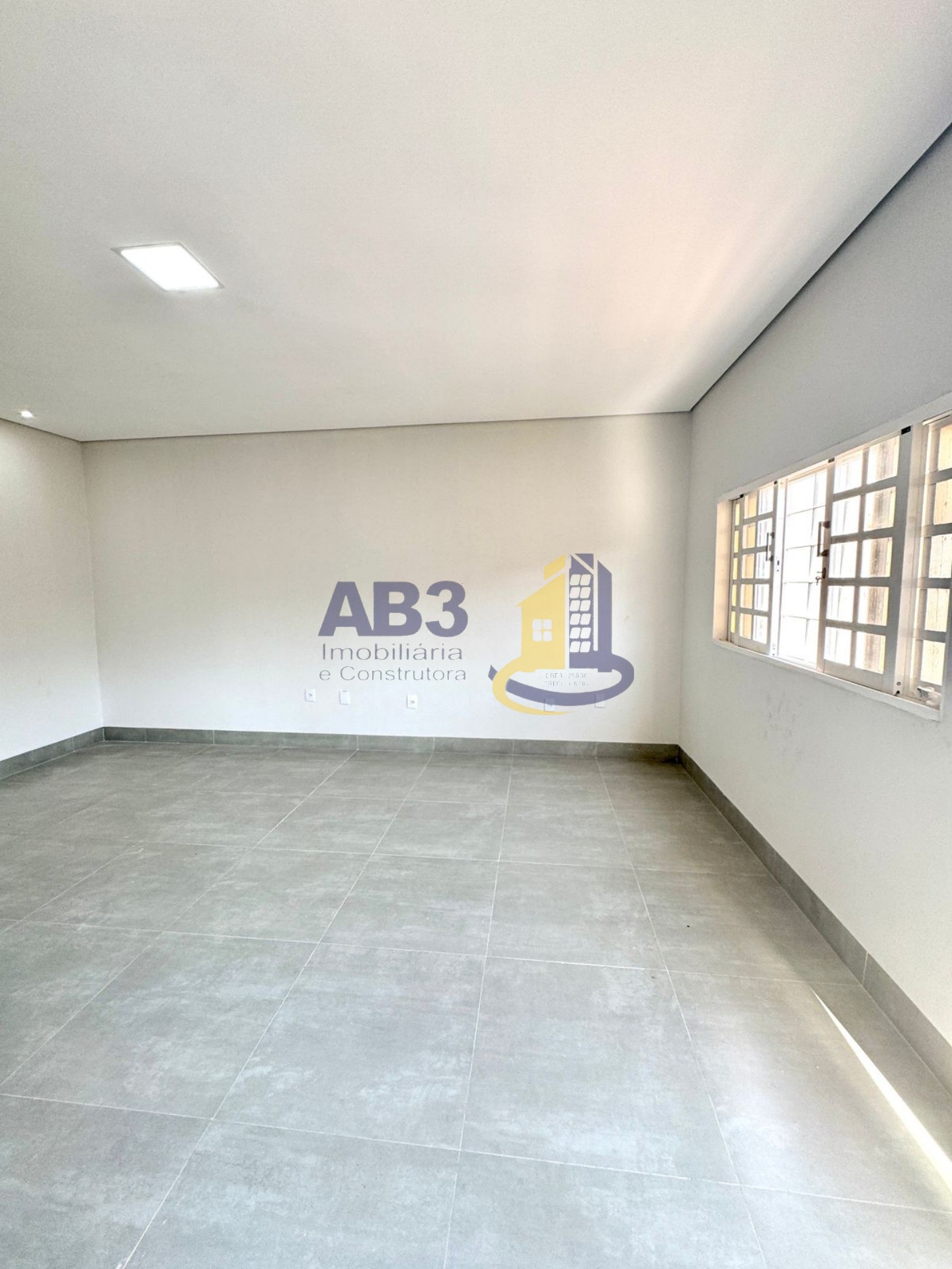 Casa à venda com 3 quartos, 300m² - Foto 18