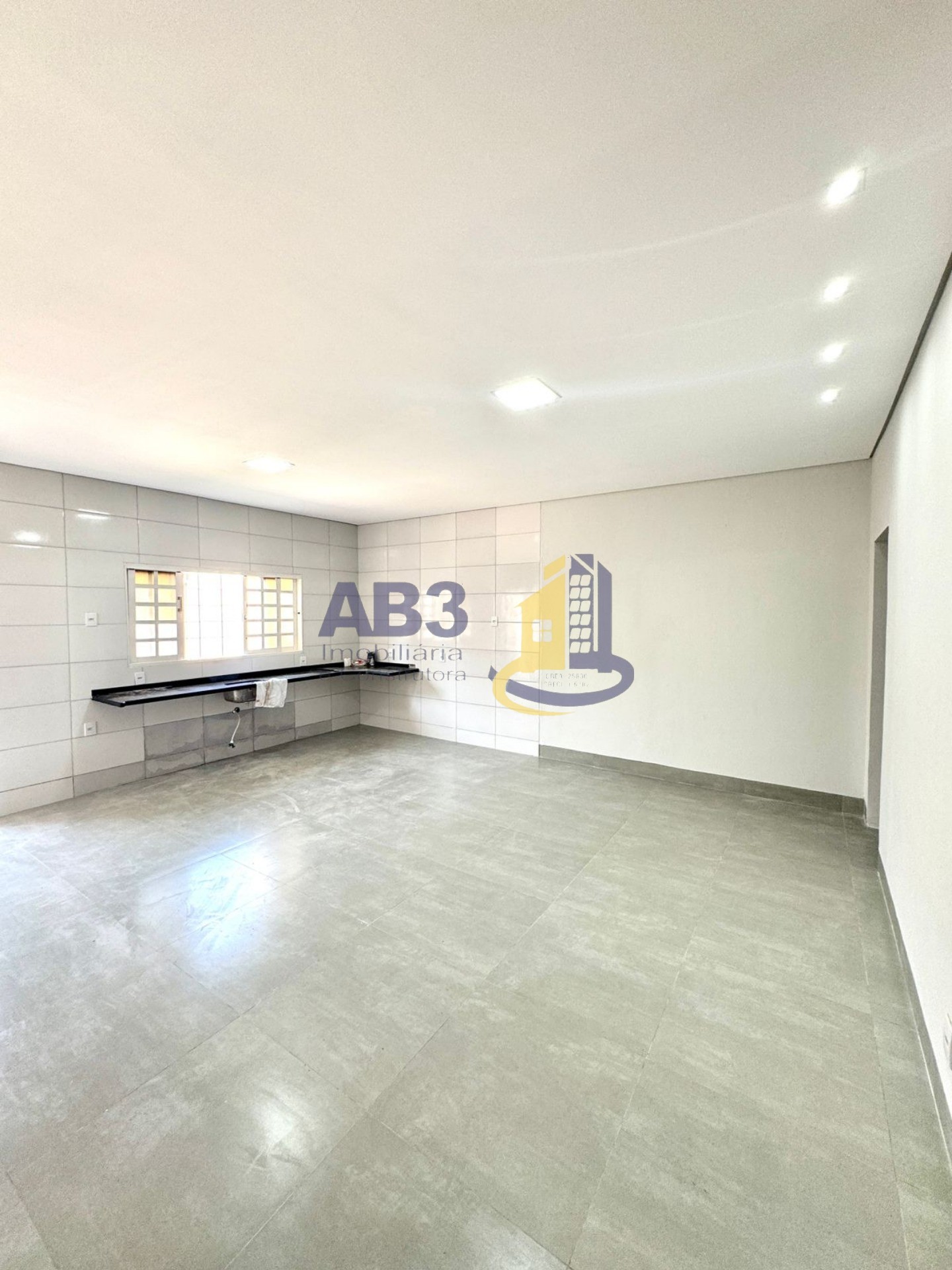 Casa à venda com 3 quartos, 300m² - Foto 9