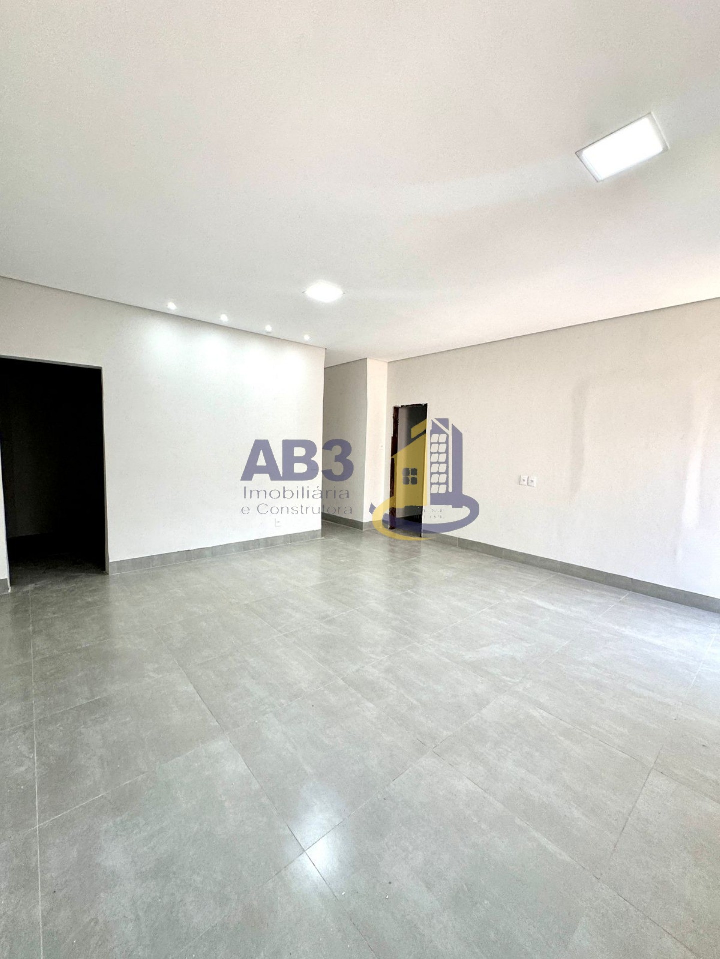 Casa à venda com 3 quartos, 300m² - Foto 6