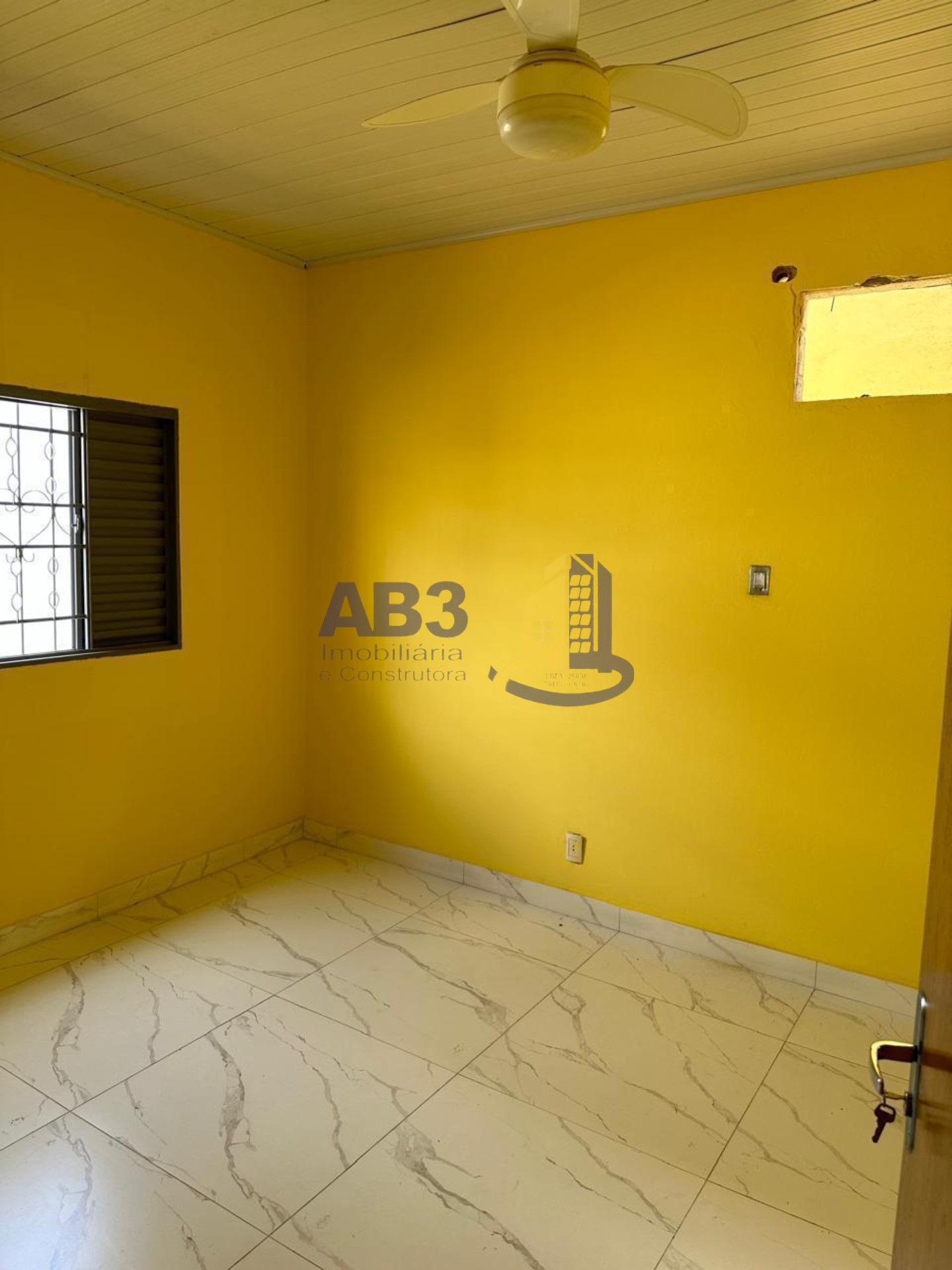 Casa para alugar com 2 quartos, 100m² - Foto 7