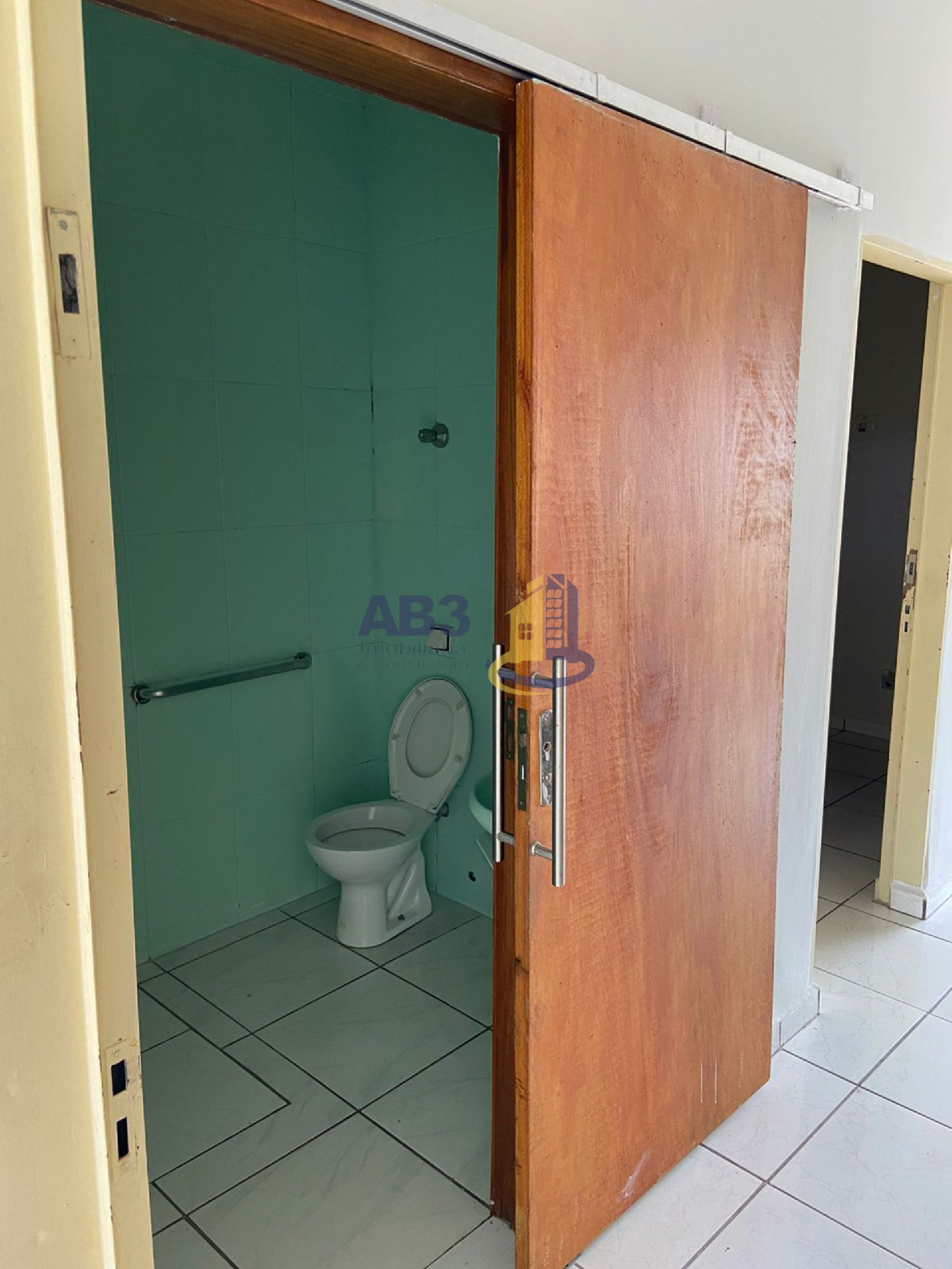 Prédio Inteiro para alugar com 4 quartos, 70m² - Foto 6