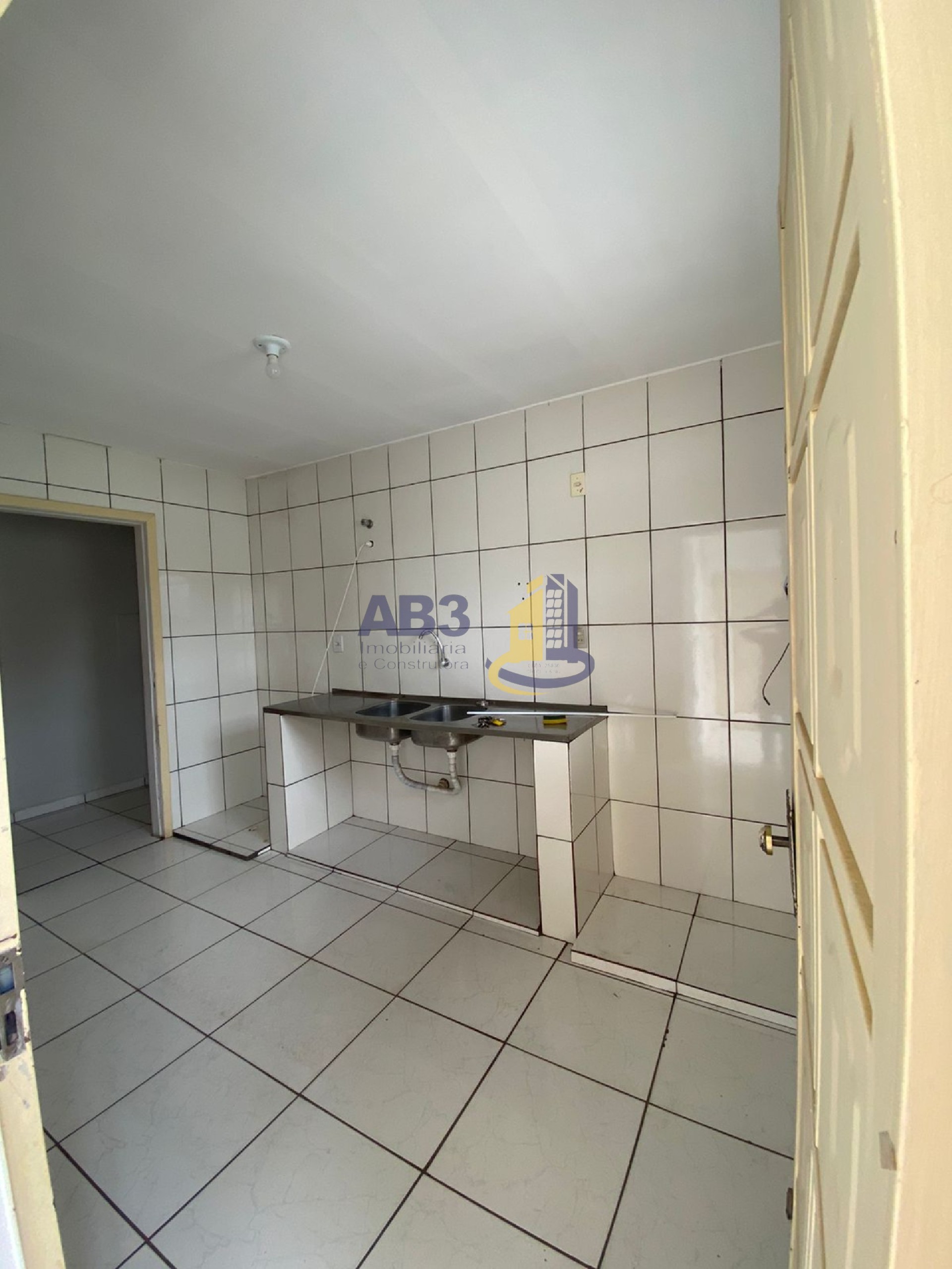 Prédio Inteiro para alugar com 4 quartos, 70m² - Foto 9