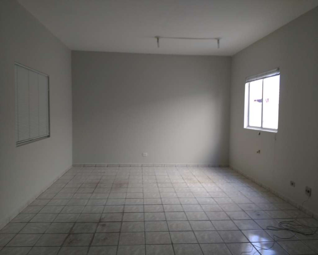 Conjunto Comercial-Sala para alugar, 30m² - Foto 2