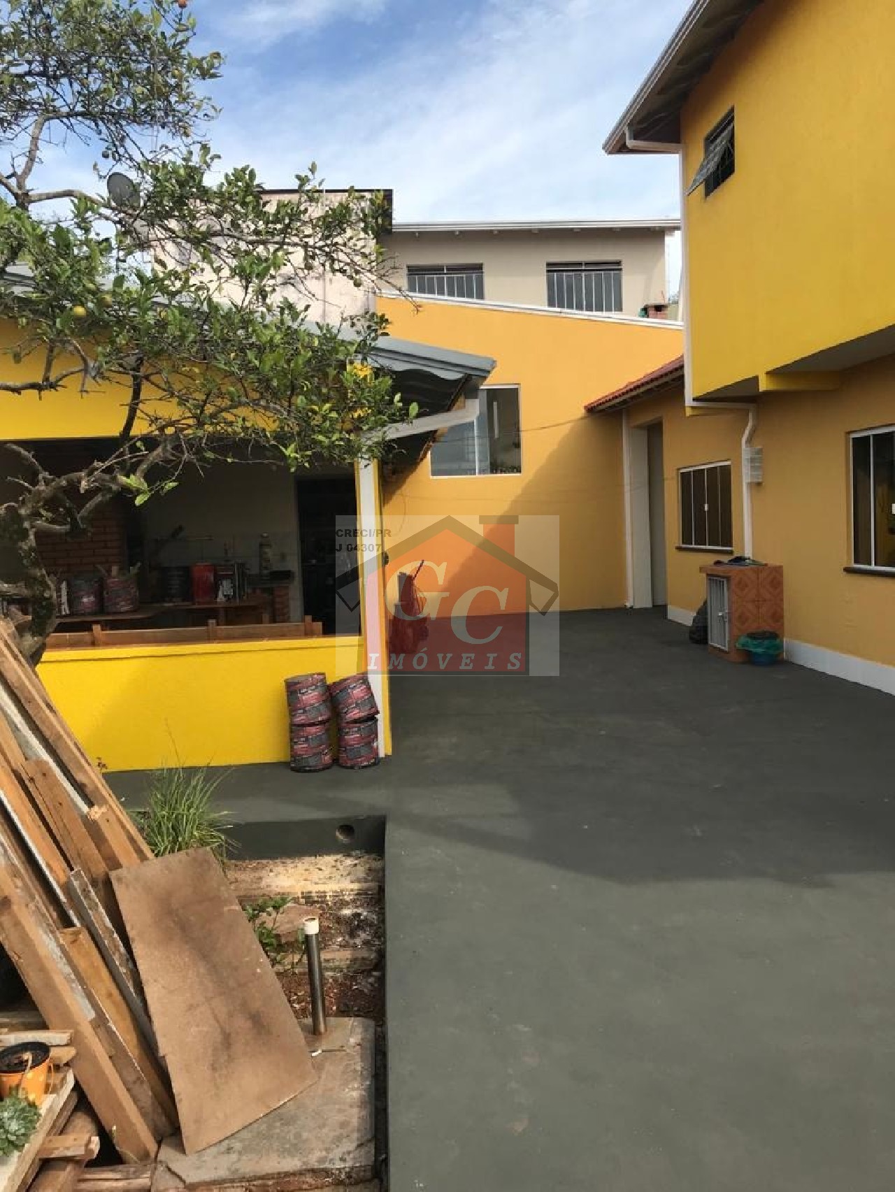 Casa à venda com 5 quartos, 200m² - Foto 9