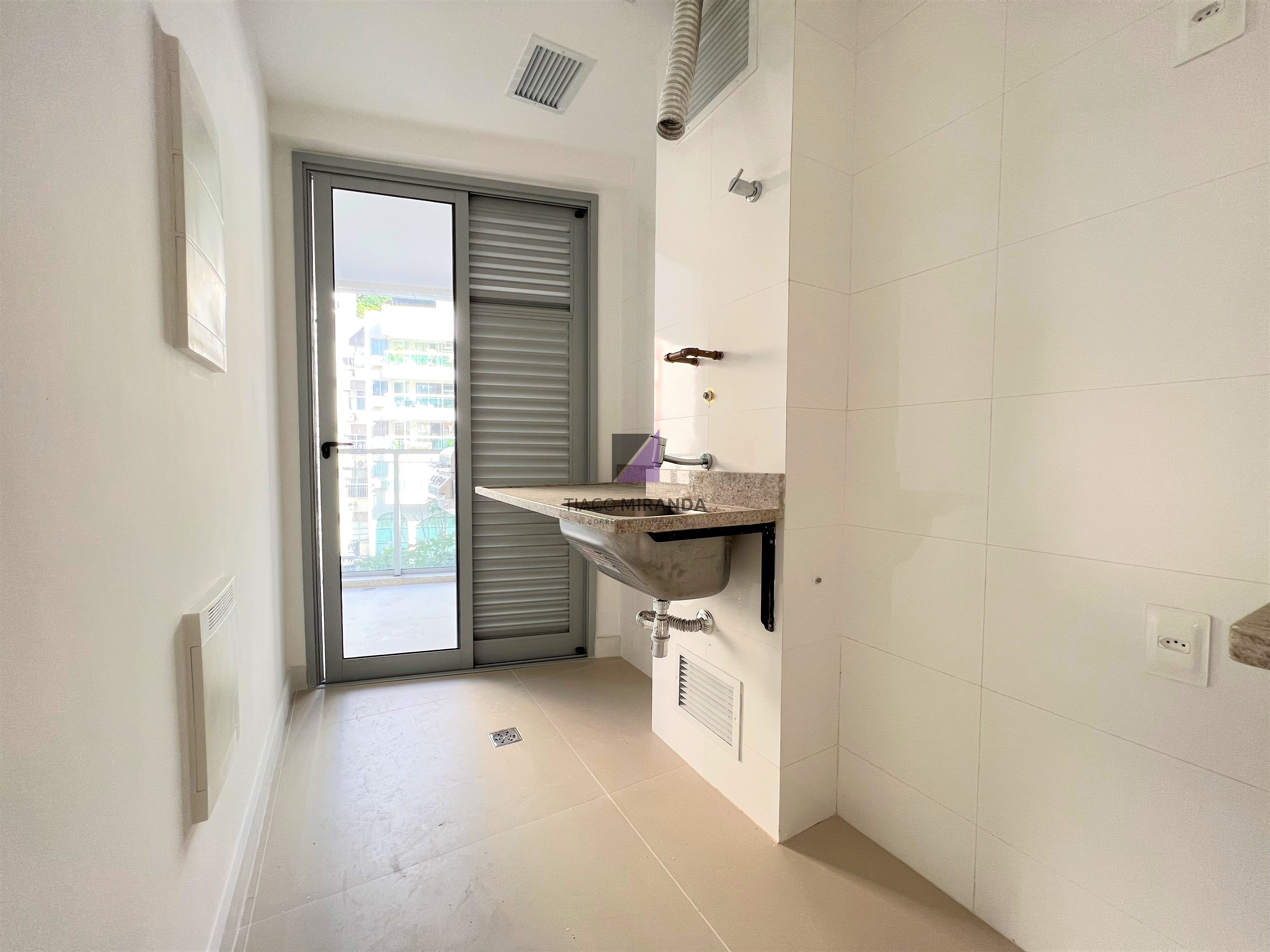 Apartamento à venda com 3 quartos, 102m² - Foto 4