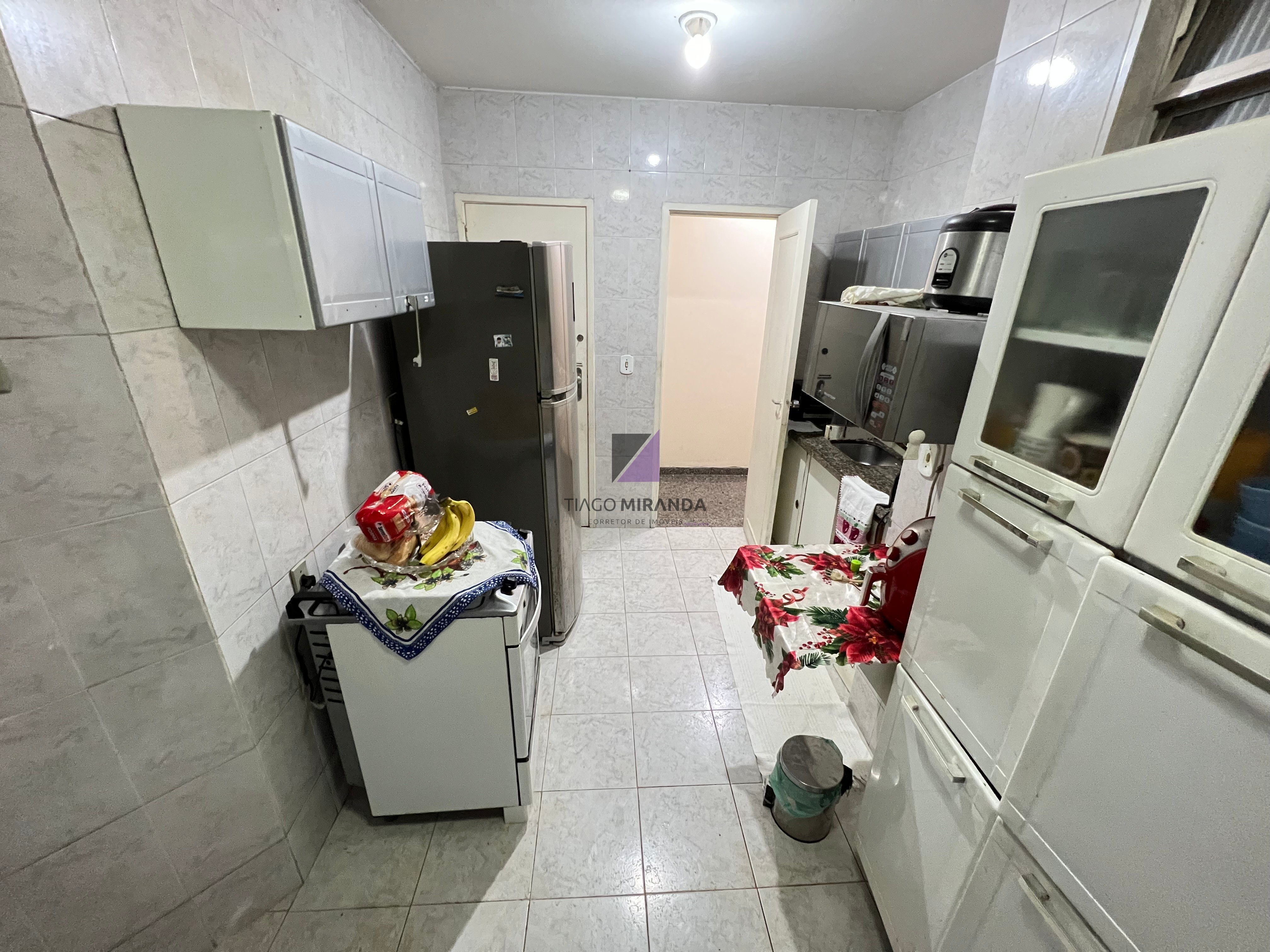 Apartamento à venda com 3 quartos, 90m² - Foto 4