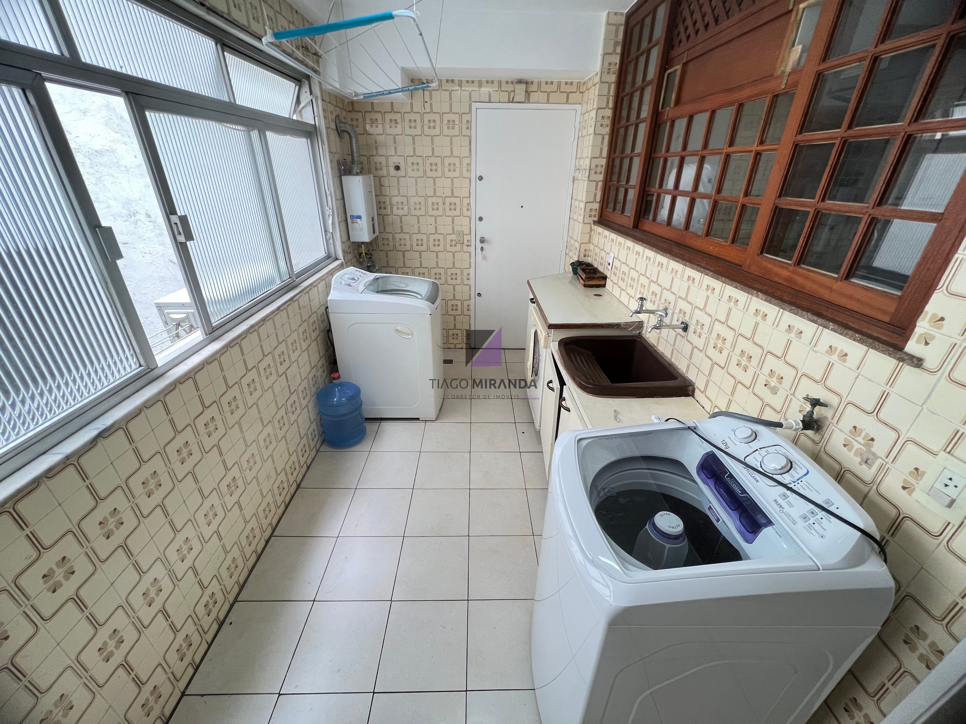 Apartamento à venda com 3 quartos, 185m² - Foto 28