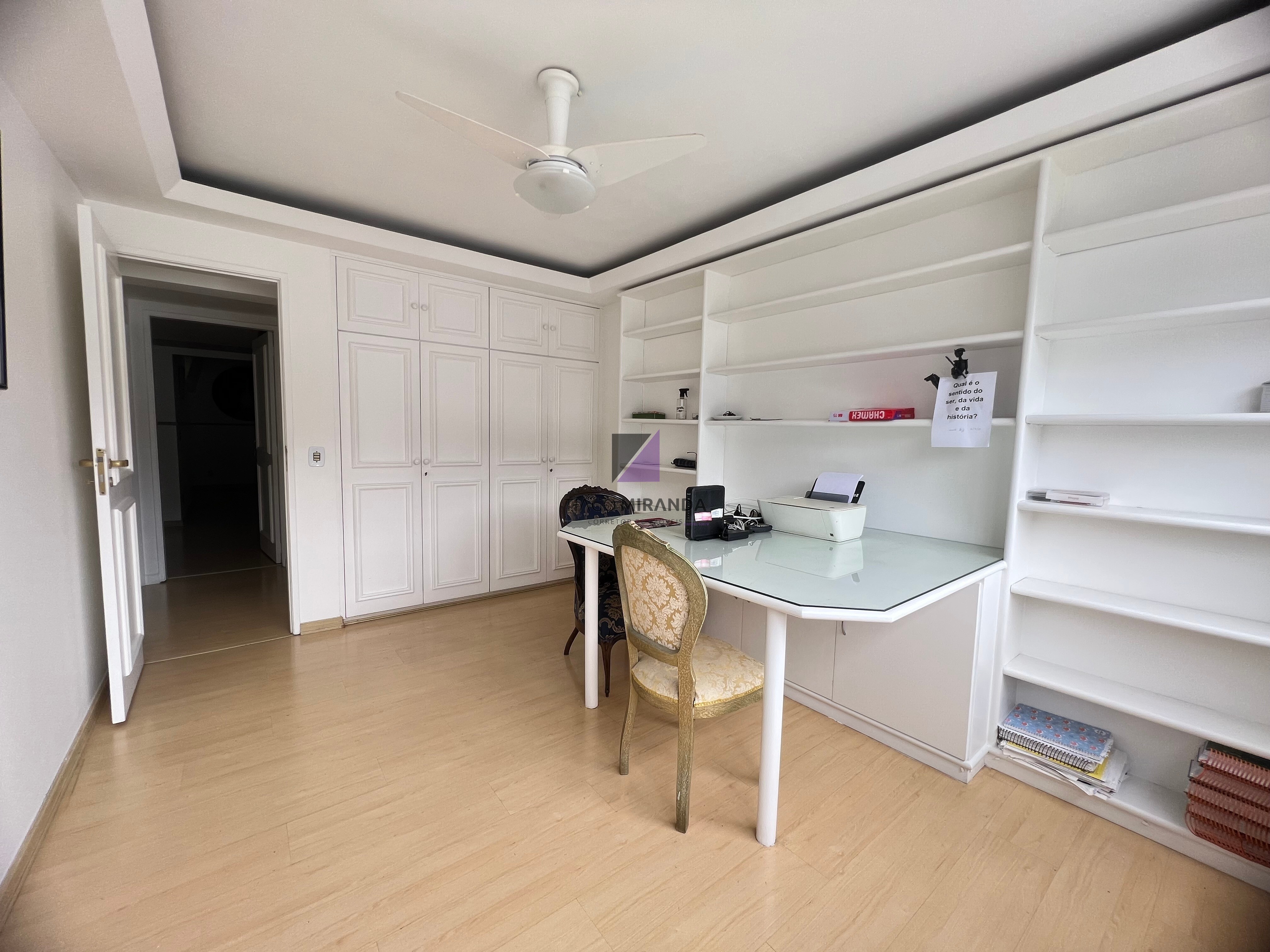 Apartamento à venda com 3 quartos, 185m² - Foto 13