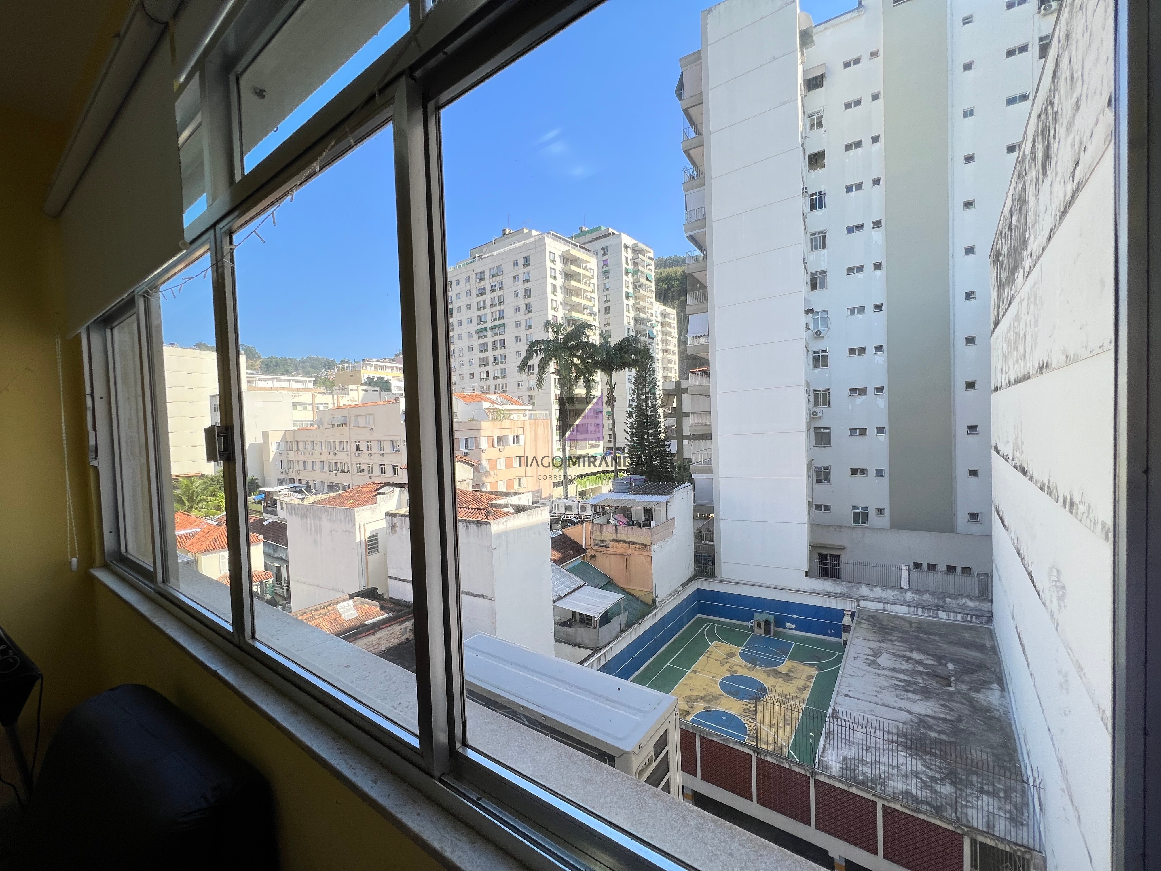 Apartamento à venda com 3 quartos, 95m² - Foto 10