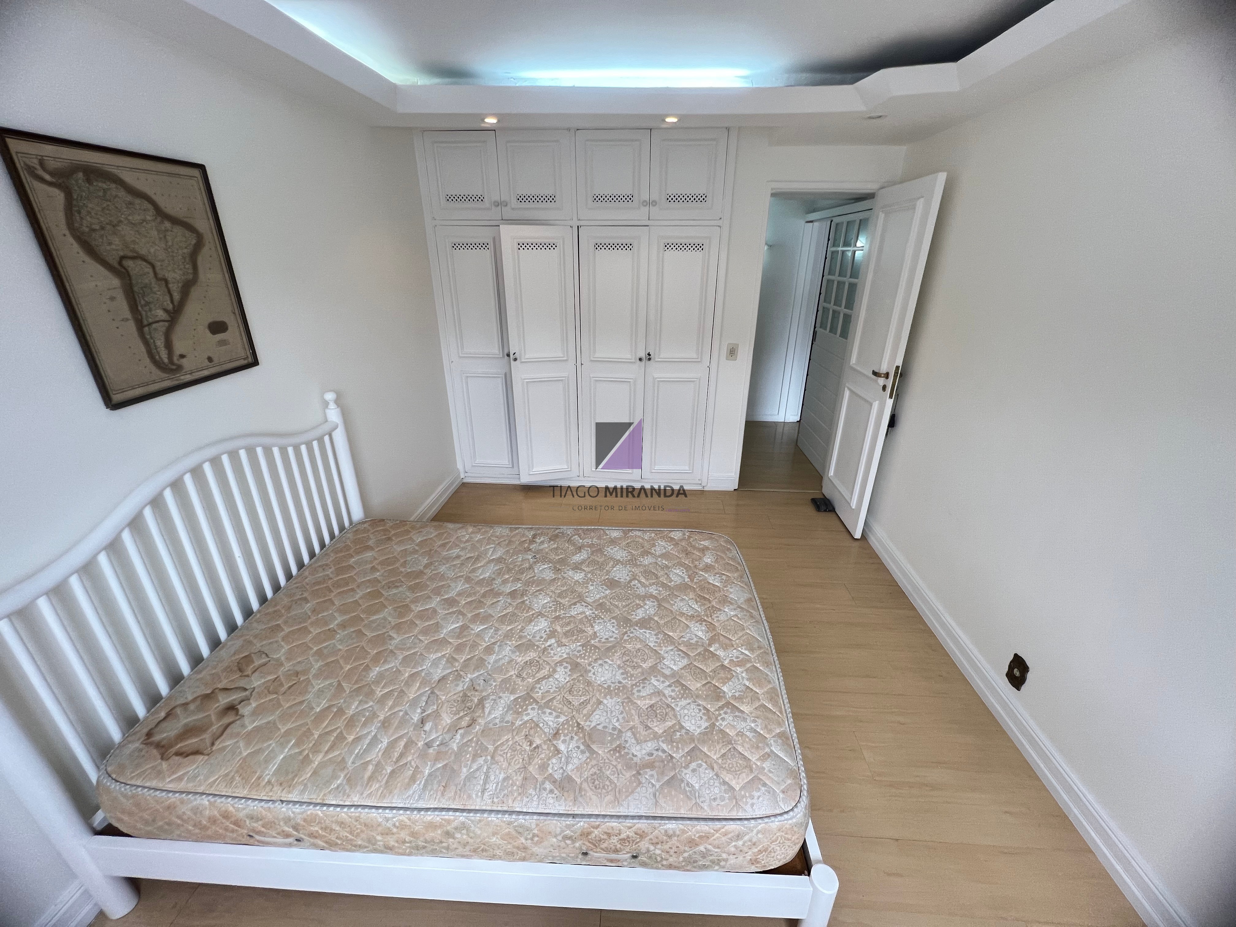 Apartamento à venda com 3 quartos, 185m² - Foto 15