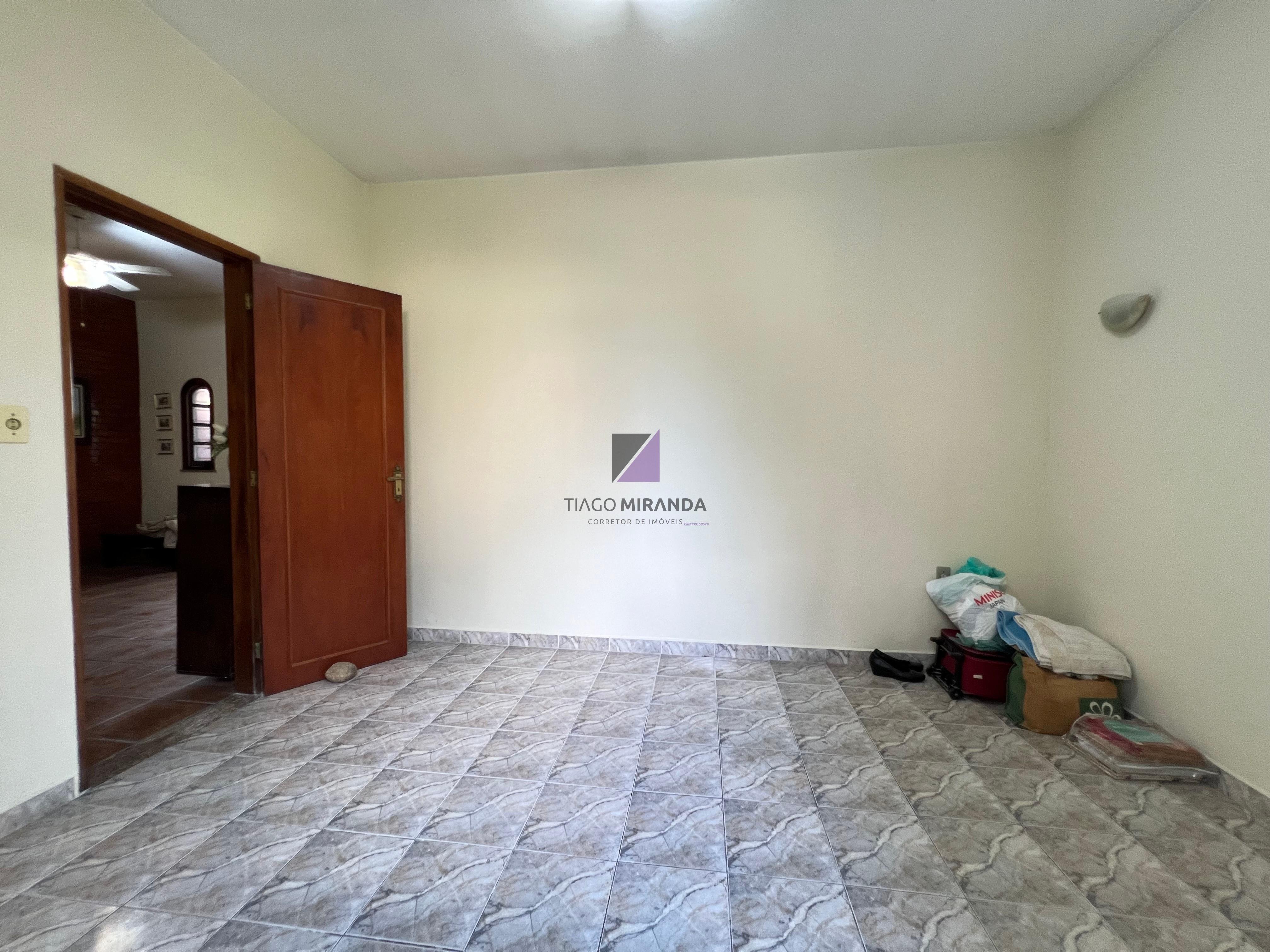 Casa à venda com 3 quartos, 360m² - Foto 43