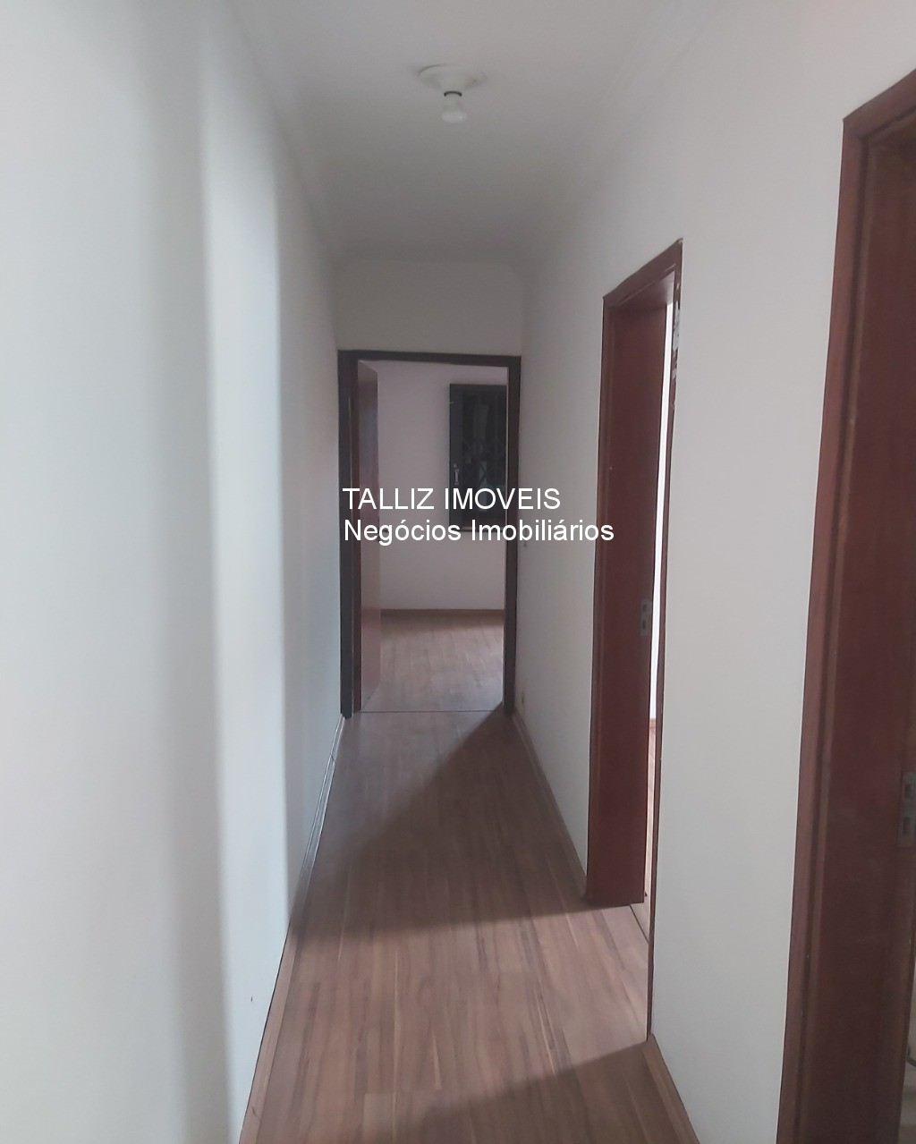 Casa à venda com 3 quartos, 154m² - Foto 15