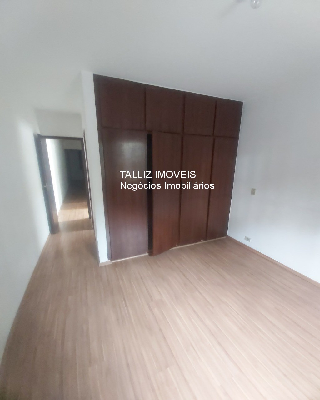 Casa à venda com 3 quartos, 154m² - Foto 14