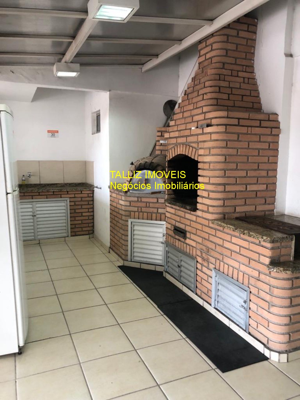 Apartamento à venda com 2 quartos, 75m² - Foto 15