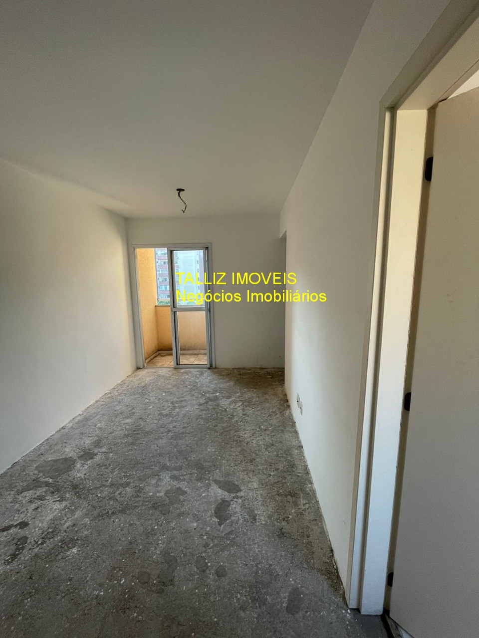 Apartamento à venda com 2 quartos, 50m² - Foto 1