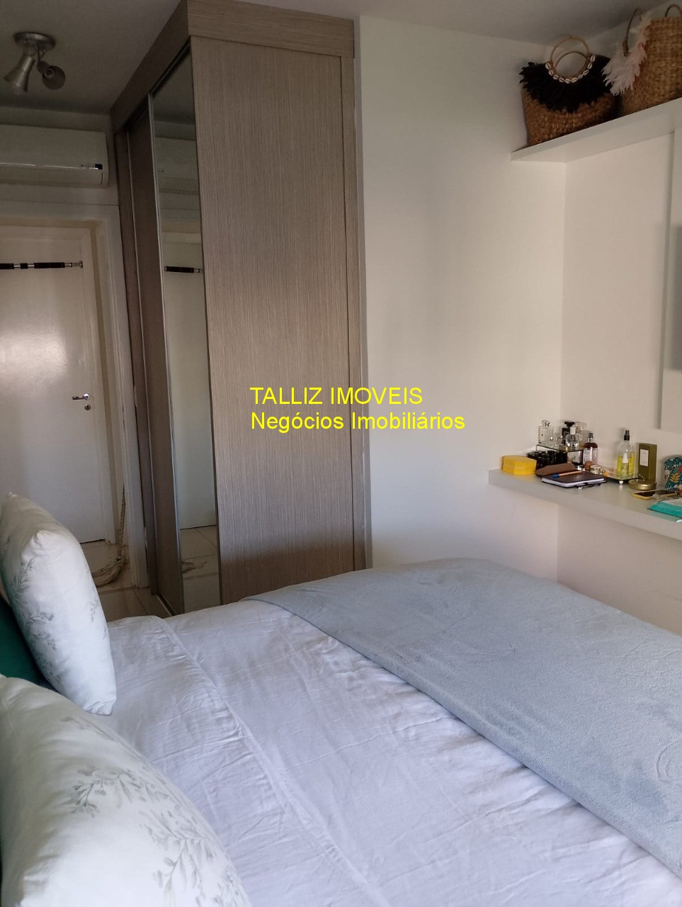 Apartamento à venda com 3 quartos, 131m² - Foto 9