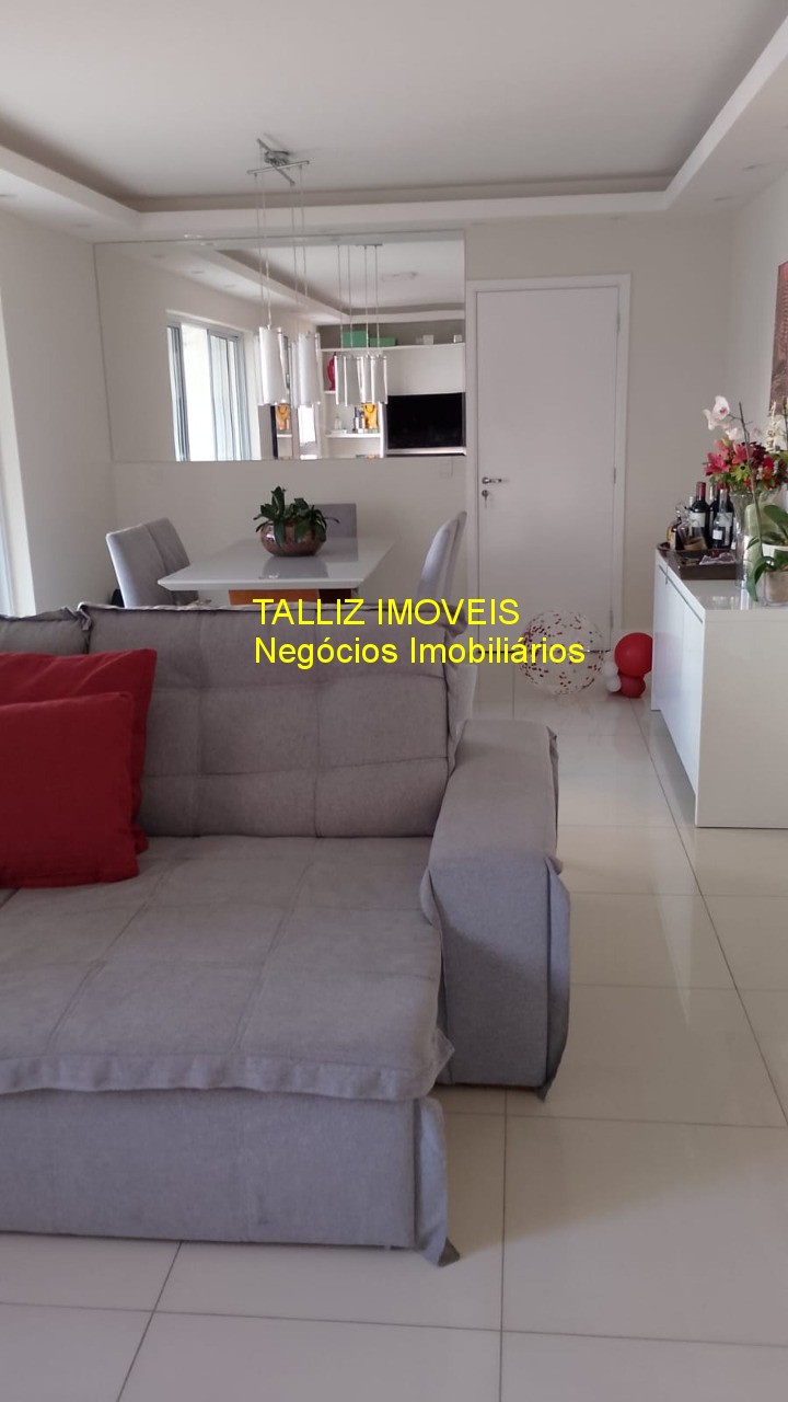 Apartamento à venda com 3 quartos, 131m² - Foto 2