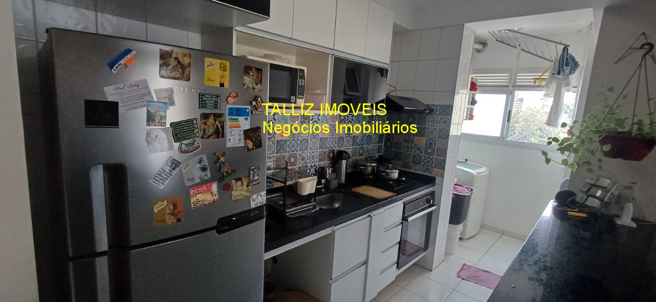 Apartamento à venda com 3 quartos, 70m² - Foto 4