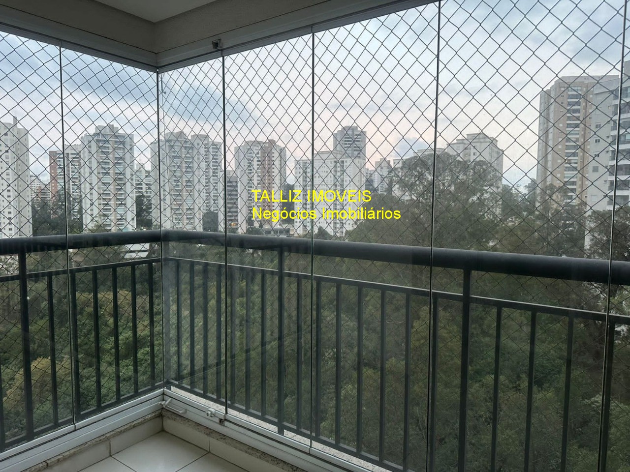 Apartamento para alugar com 3 quartos, 84m² - Foto 1