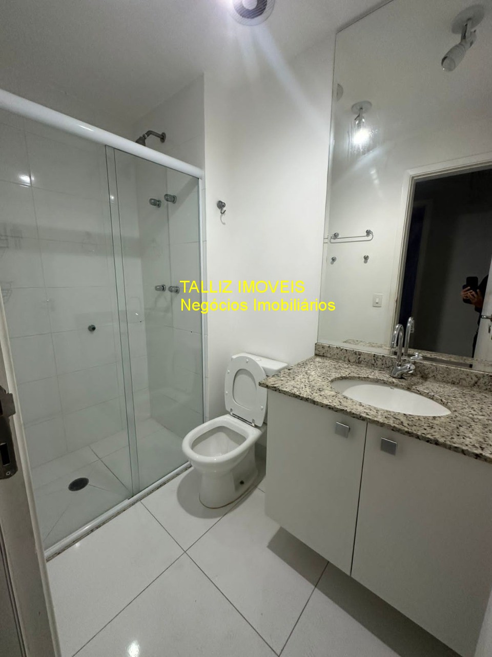 Apartamento para alugar com 3 quartos, 84m² - Foto 13