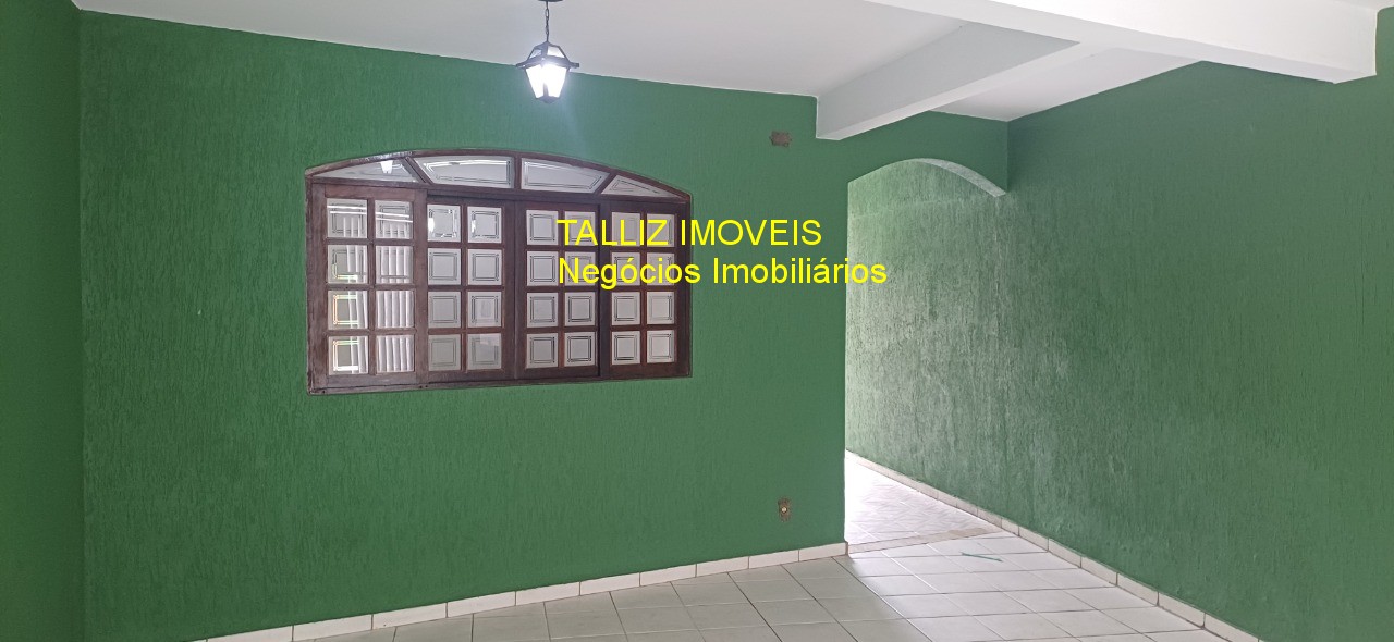 Casa, 3 quartos, 240 m² - Foto 1