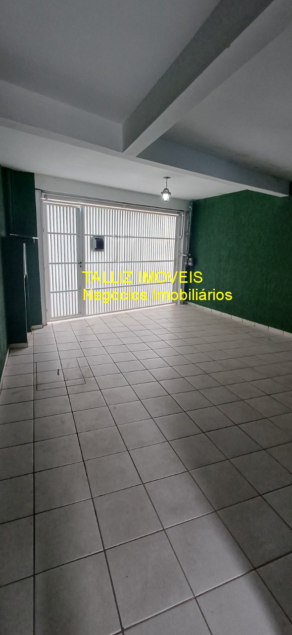 Casa, 3 quartos, 240 m² - Foto 3