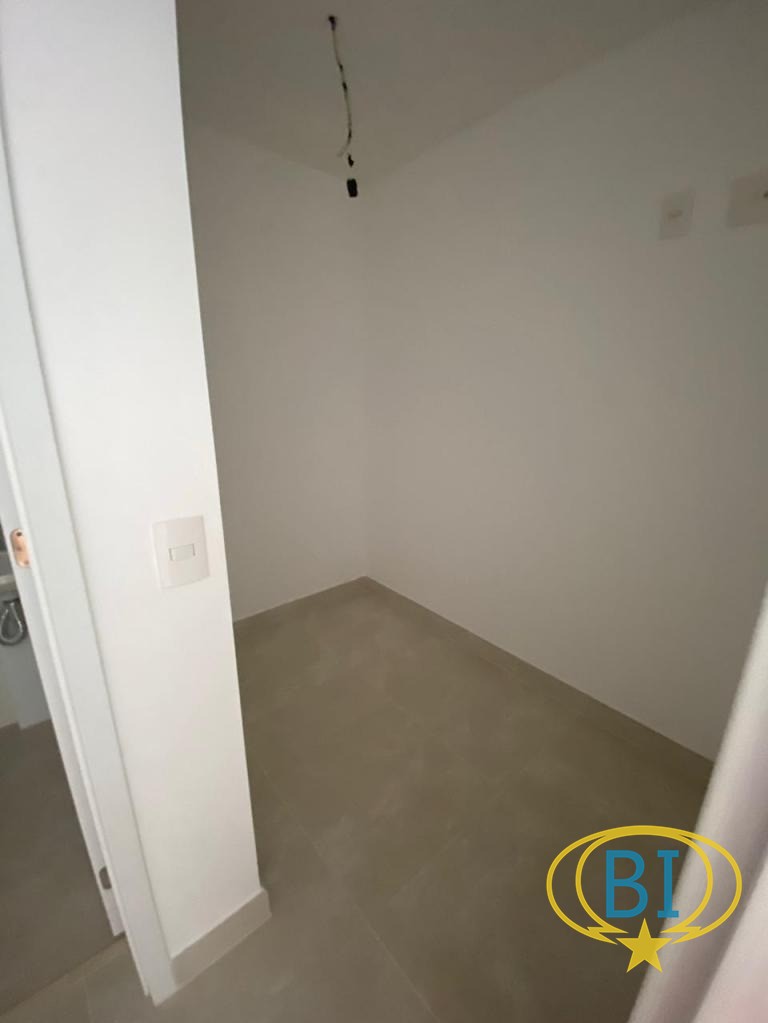 Apartamento à venda com 3 quartos, 137m² - Foto 8